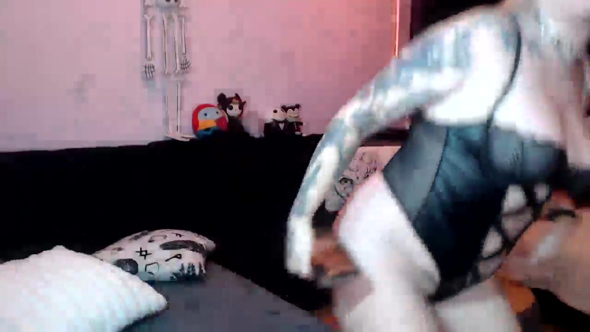 Gallery image thumbnail from AxeHallow's myfreecams stream on, 04/05/2025, 24:41 image 2 of 20