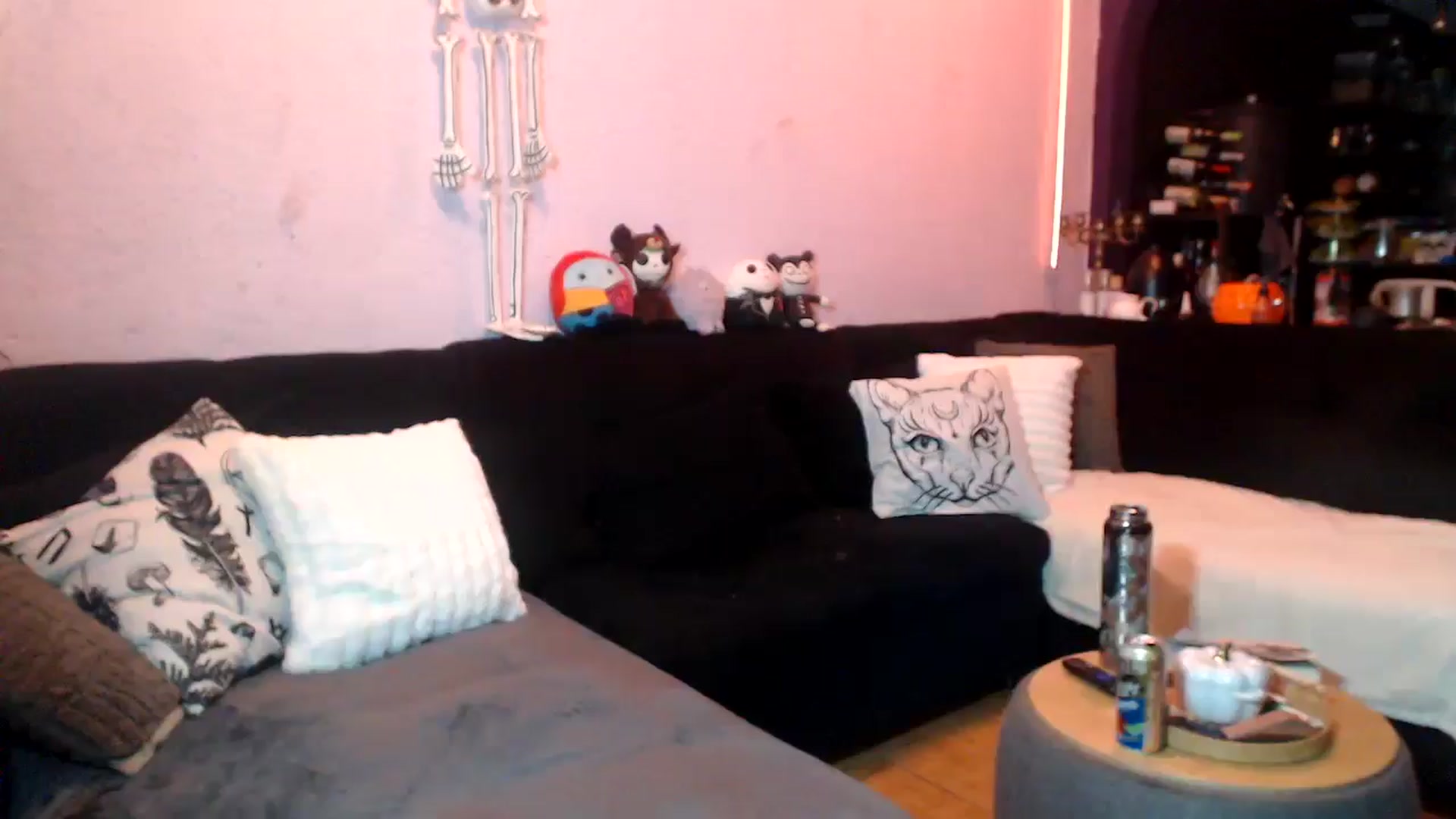 Gallery image thumbnail from AxeHallow's myfreecams stream on, 04/05/2025, 01:27 image 20 of 20