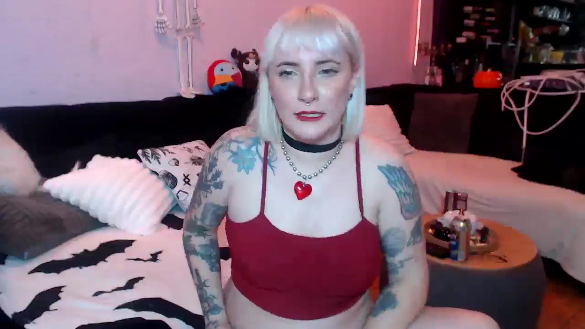 Gallery image thumbnail from AxeHallow's myfreecams stream on, 04/17/2025, 22:14 image 19 of 20
