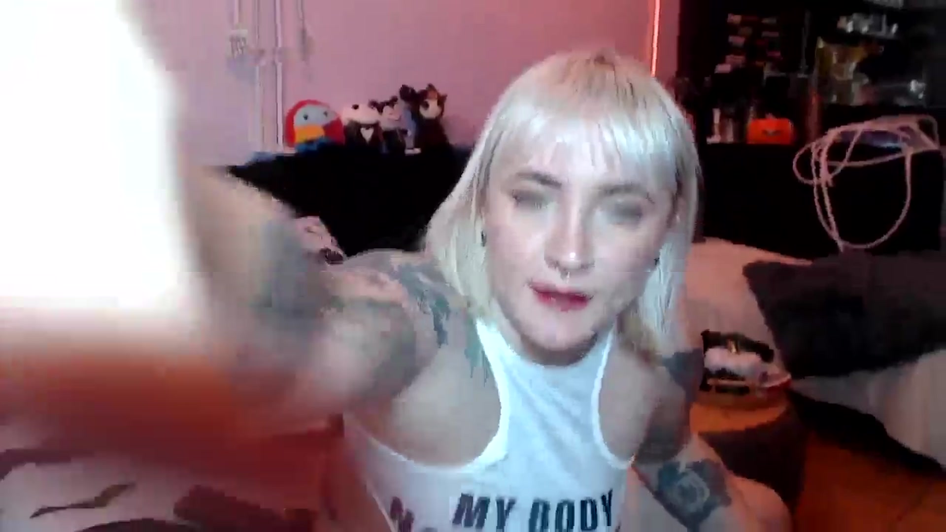 Gallery image thumbnail from AxeHallow's myfreecams stream on, 04/22/2025, 22:22 image 11 of 20