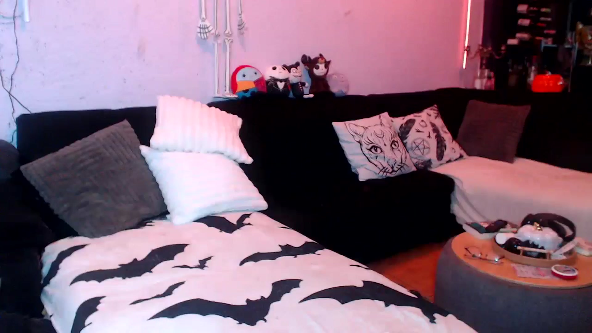 Gallery image thumbnail from AxeHallow's myfreecams stream on, 04/24/2025, 22:09 image 2 of 20
