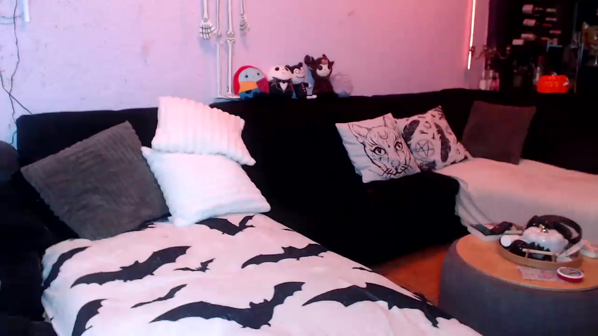 Gallery image thumbnail from AxeHallow's myfreecams stream on, 04/24/2025, 22:09 image 1 of 20