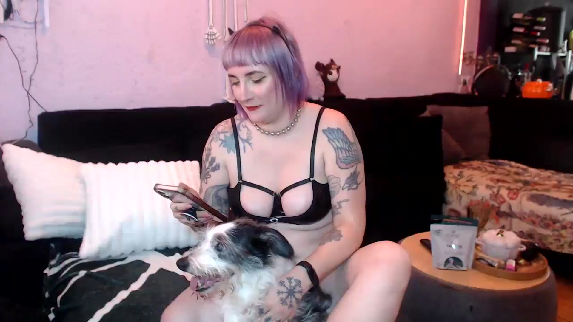 Gallery image thumbnail from AxeHallow's myfreecams stream on, 05/10/2025, 21:01 image 3 of 20