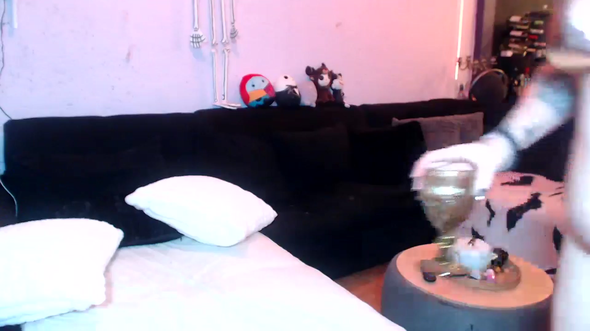Gallery image thumbnail from AxeHallow's myfreecams stream on, 05/16/2025, 24:00 image 17 of 20