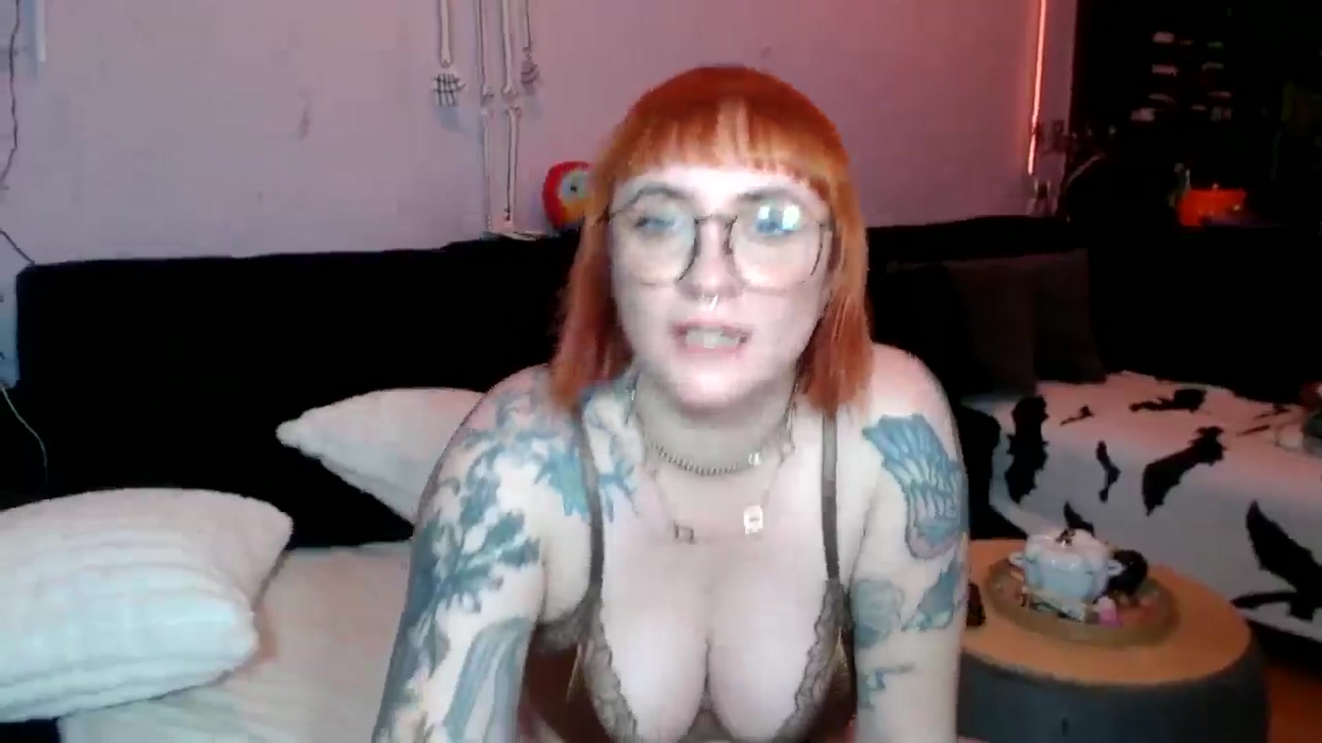 Gallery image thumbnail from AxeHallow's myfreecams stream on, 05/16/2025, 24:00 image 8 of 20