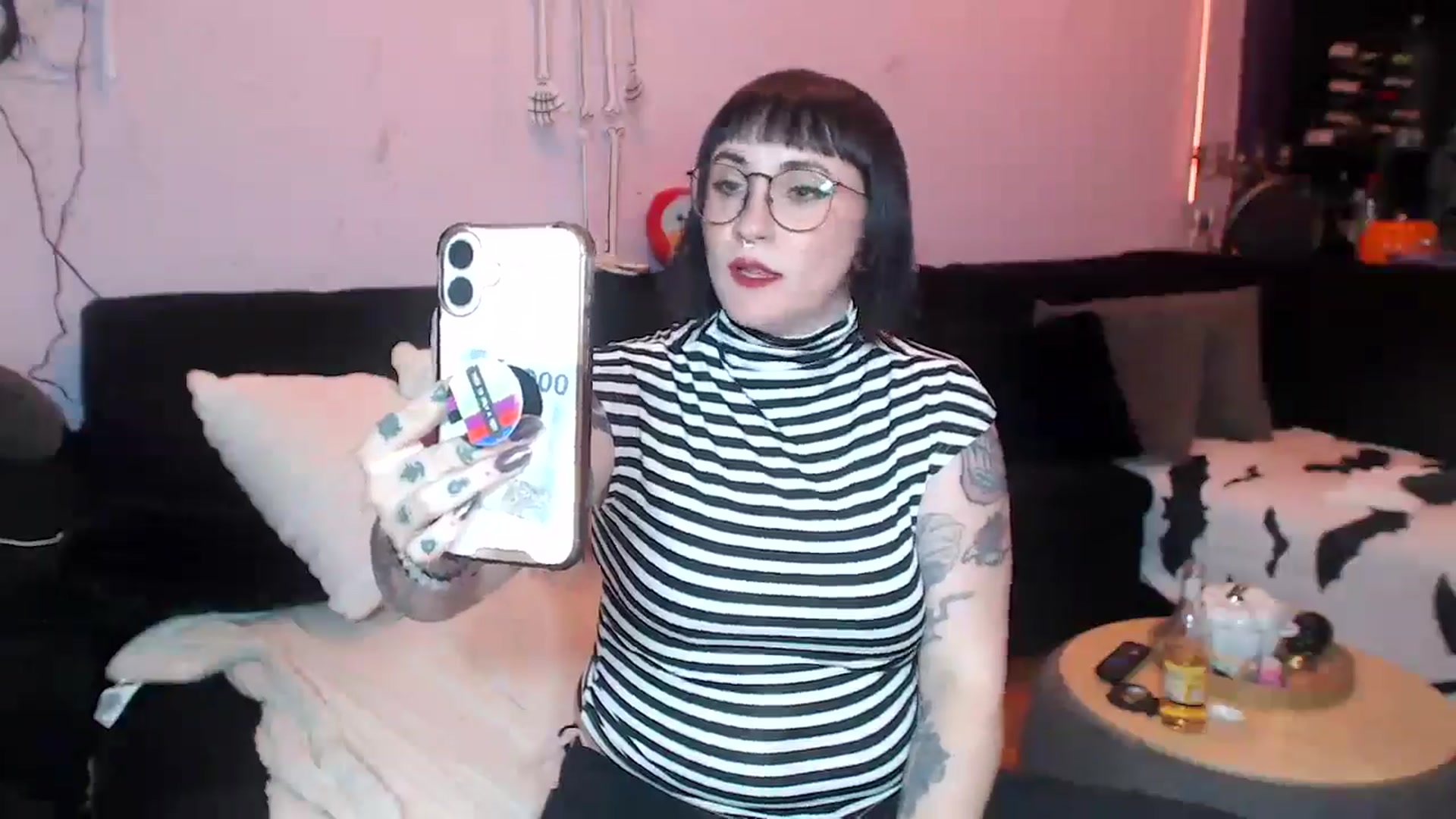 Gallery image thumbnail from AxeHallow's myfreecams stream on, 05/16/2025, 22:54 image 20 of 20