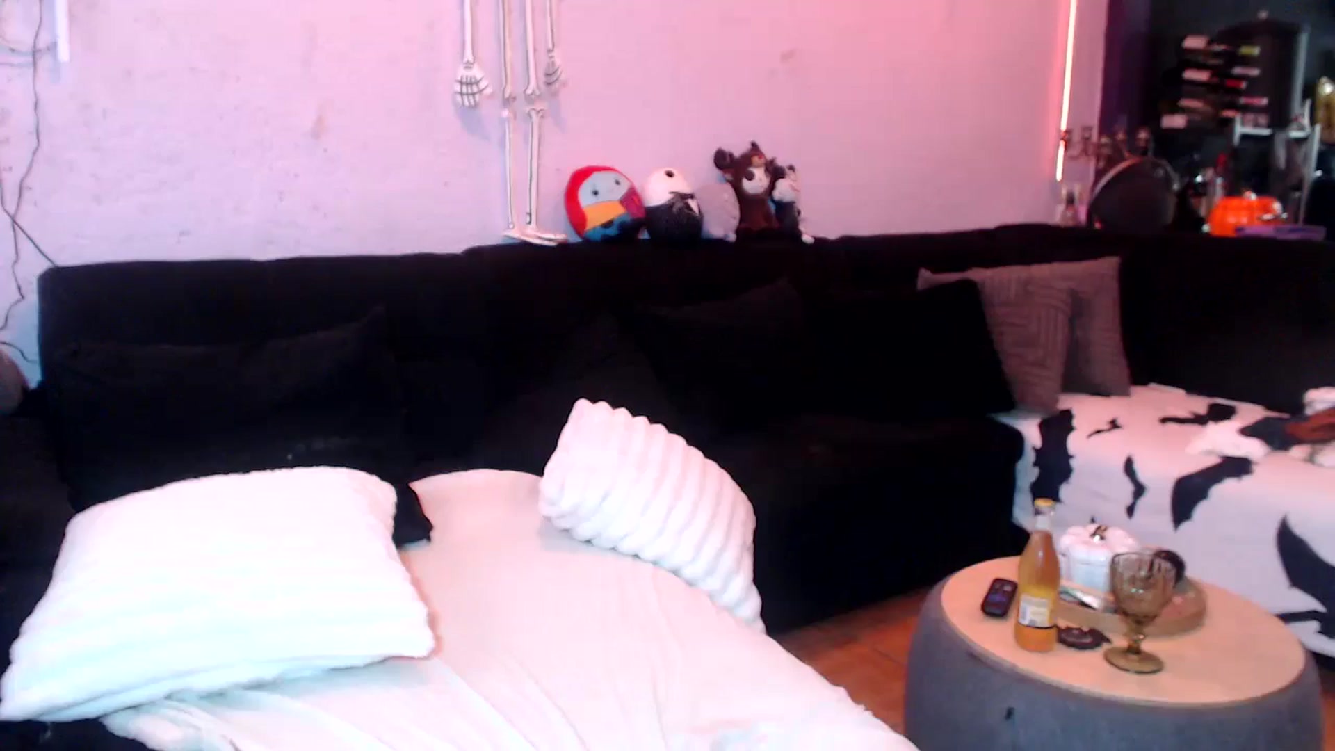 Gallery image thumbnail from AxeHallow's myfreecams stream on, 05/16/2025, 22:54 image 2 of 20