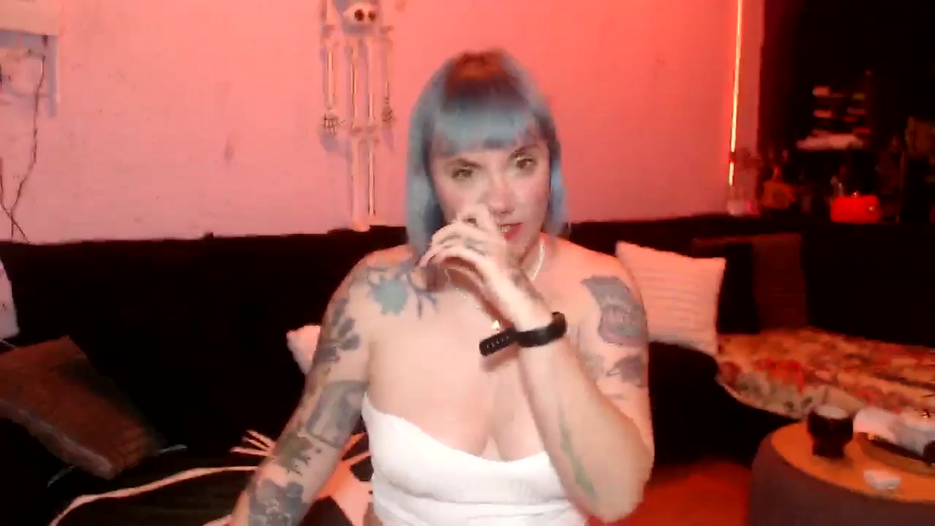 Gallery image thumbnail from AxeHallow's myfreecams stream on, 05/26/2025, 23:41 image 4 of 20