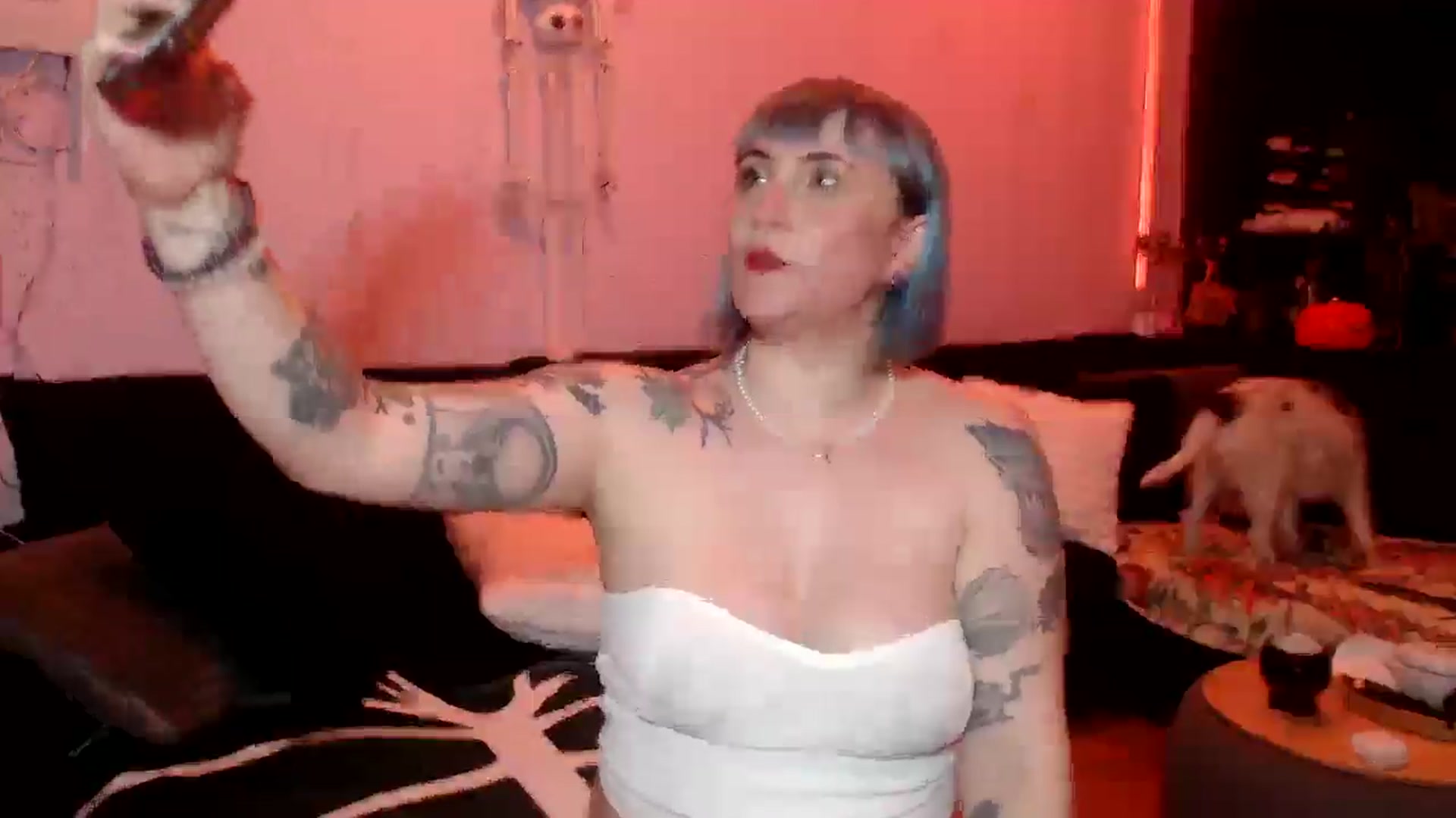 Gallery image thumbnail from AxeHallow's myfreecams stream on, 05/26/2025, 23:41 image 9 of 20