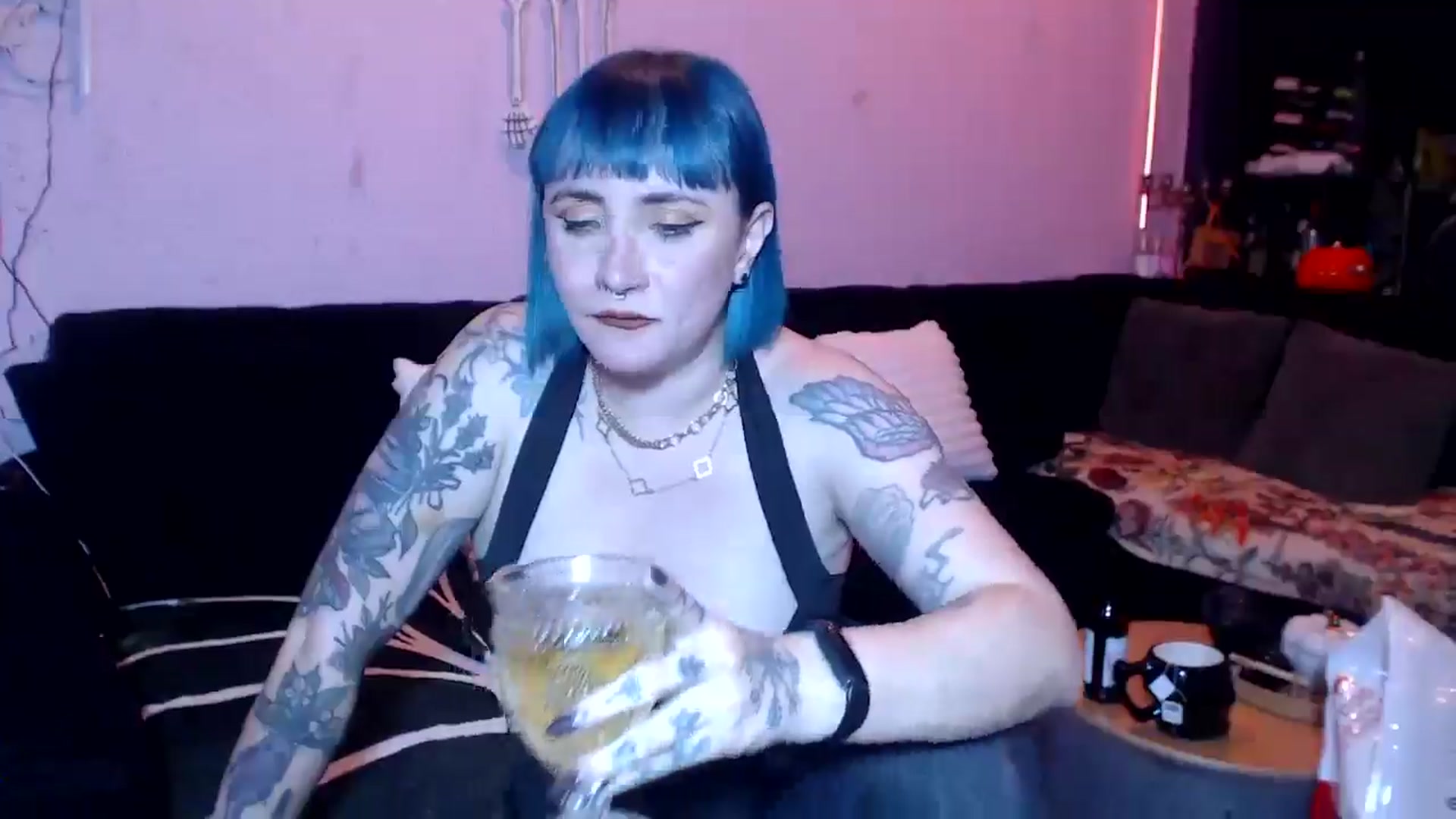 Gallery image thumbnail from AxeHallow's myfreecams stream on, 05/29/2025, 09:06 image 5 of 20
