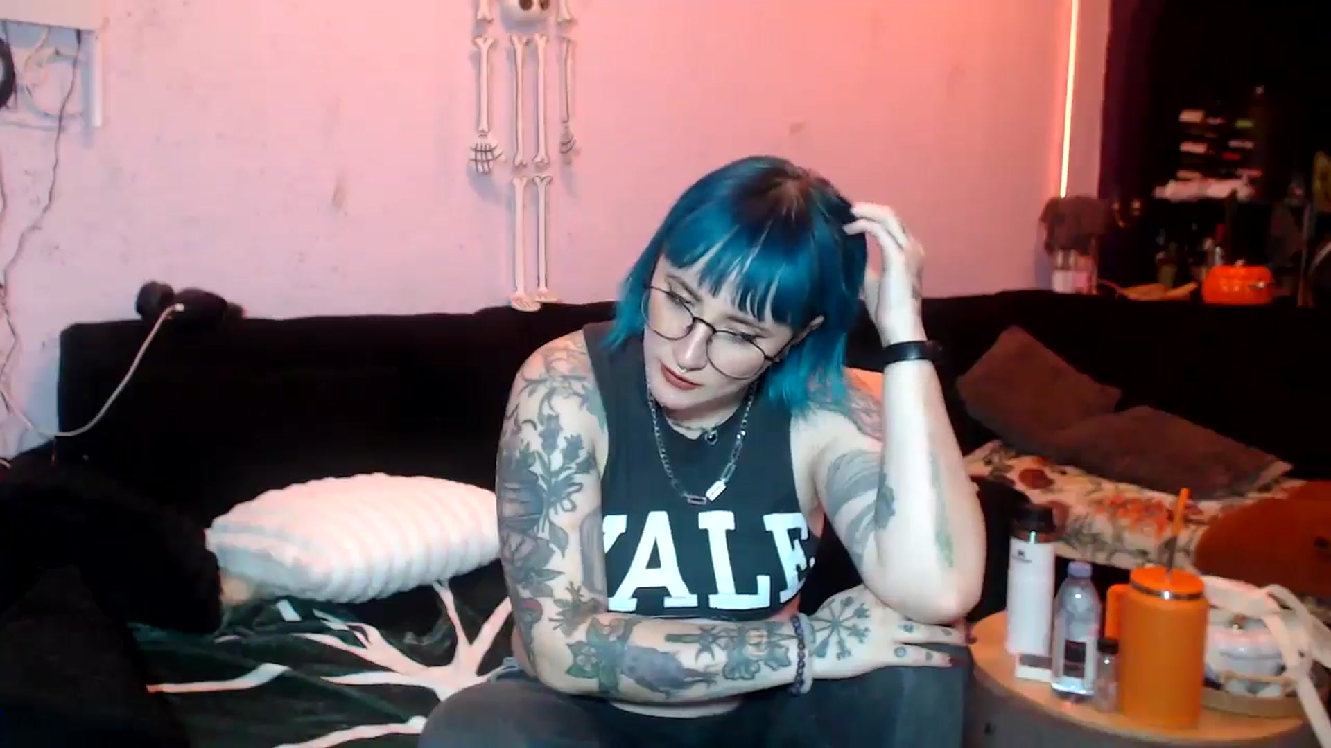 Gallery image thumbnail from AxeHallow's myfreecams stream on, 06/02/2025, 23:54 image 7 of 20