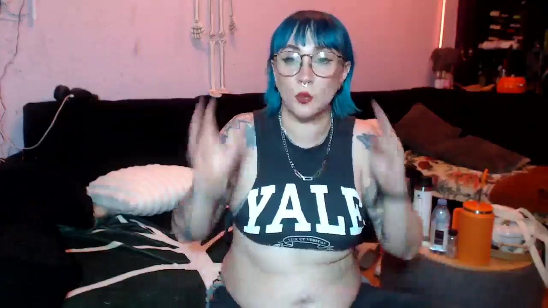 Gallery image thumbnail from AxeHallow's myfreecams stream on, 06/02/2025, 23:54 image 19 of 20