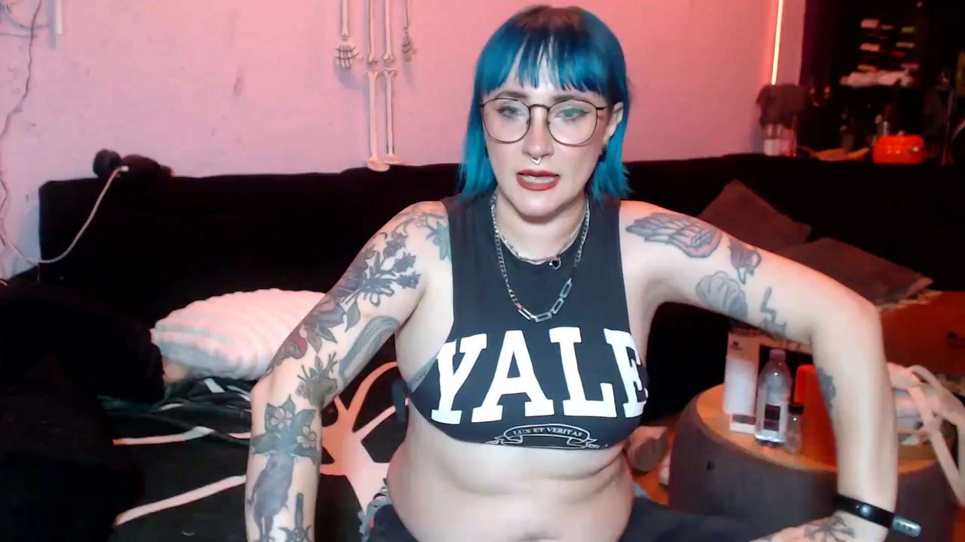 Gallery image thumbnail from AxeHallow's myfreecams stream on, 06/02/2025, 23:54 image 12 of 20