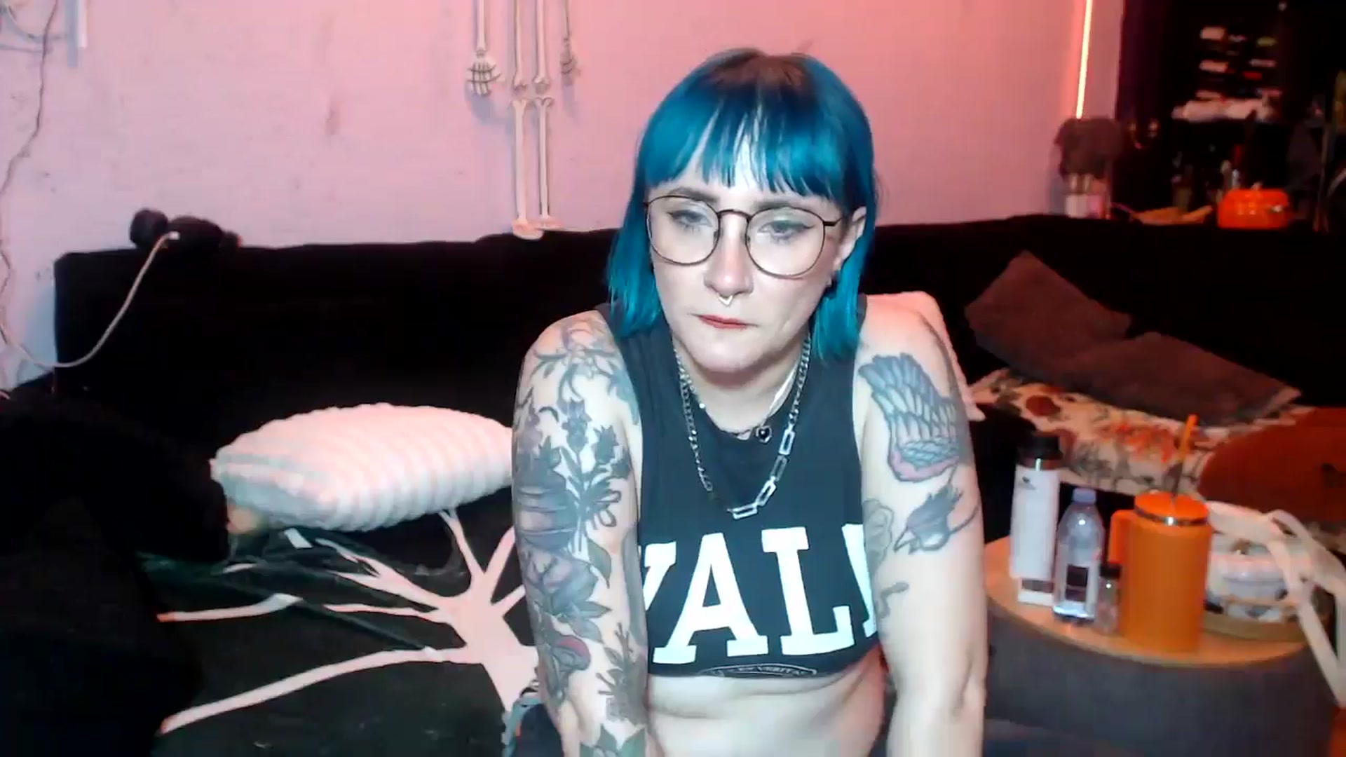 Gallery image thumbnail from AxeHallow's myfreecams stream on, 06/02/2025, 23:54 image 14 of 20
