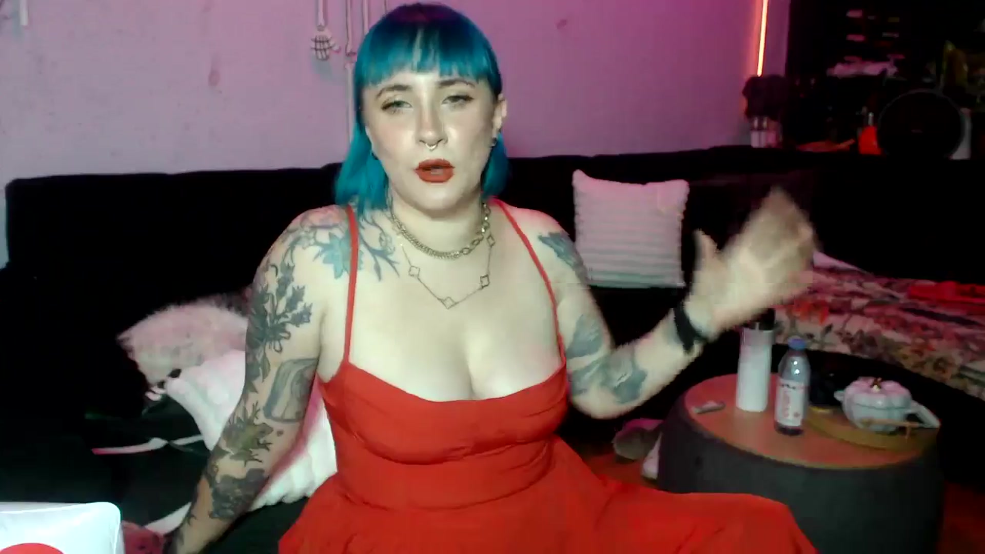Gallery image thumbnail from AxeHallow's myfreecams stream on, 06/04/2025, 01:21 image 8 of 20