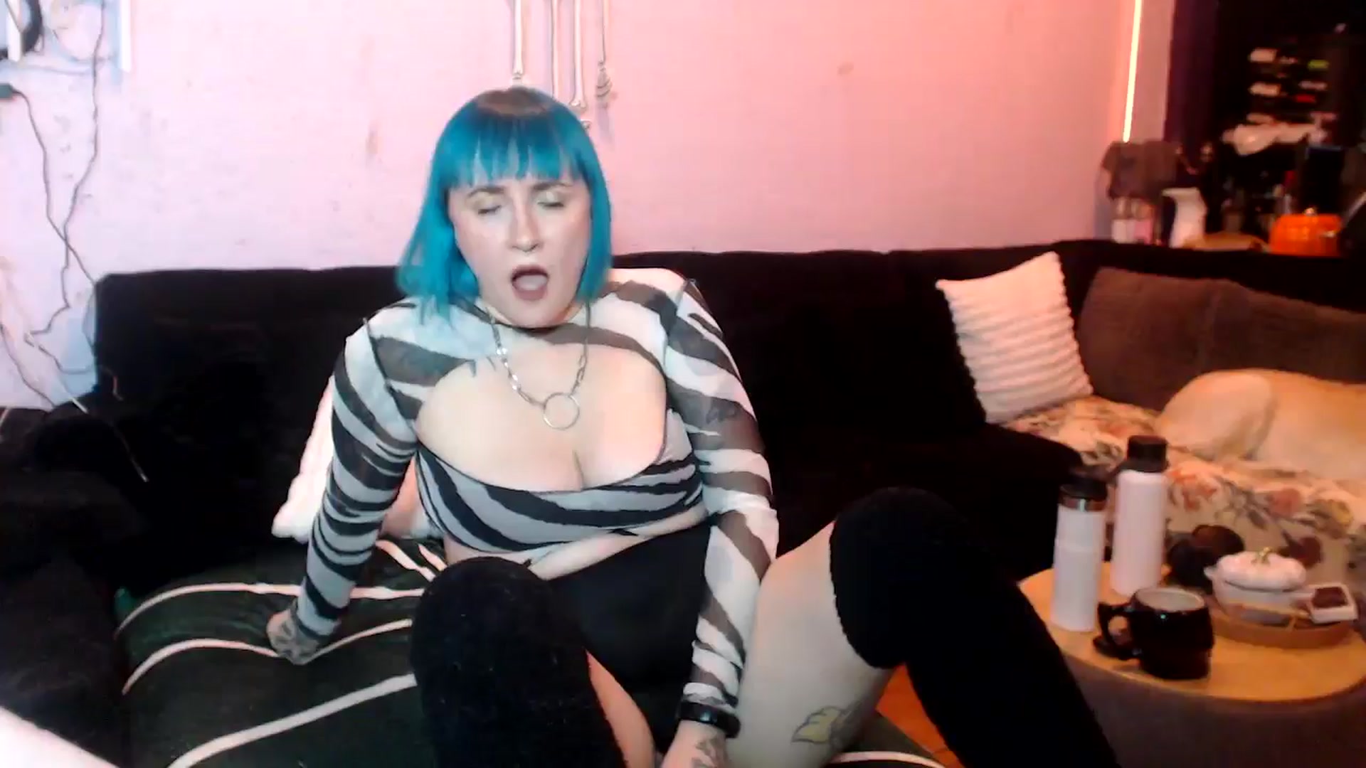 Gallery image thumbnail from AxeHallow's myfreecams stream on, 06/07/2025, 01:54 image 5 of 20