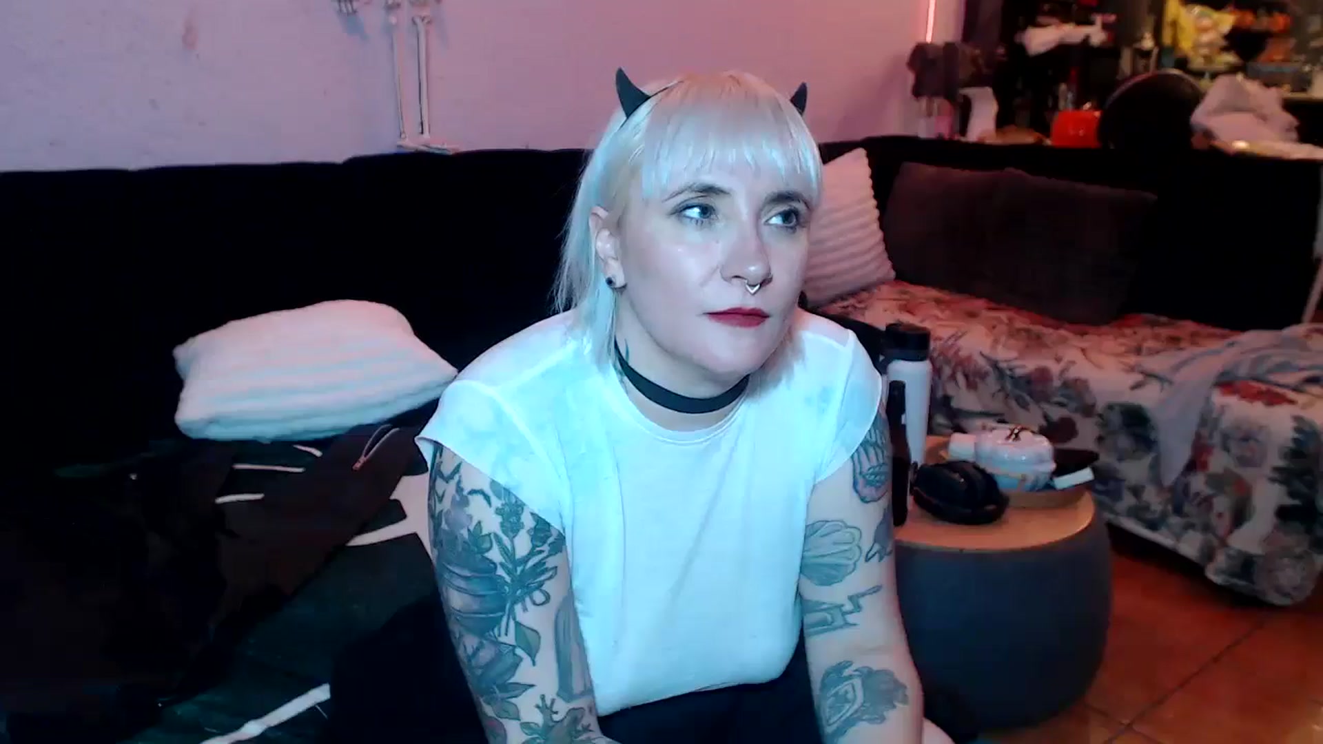 Gallery image thumbnail from AxeHallow's myfreecams stream on, 06/10/2025, 04:38 image 20 of 20