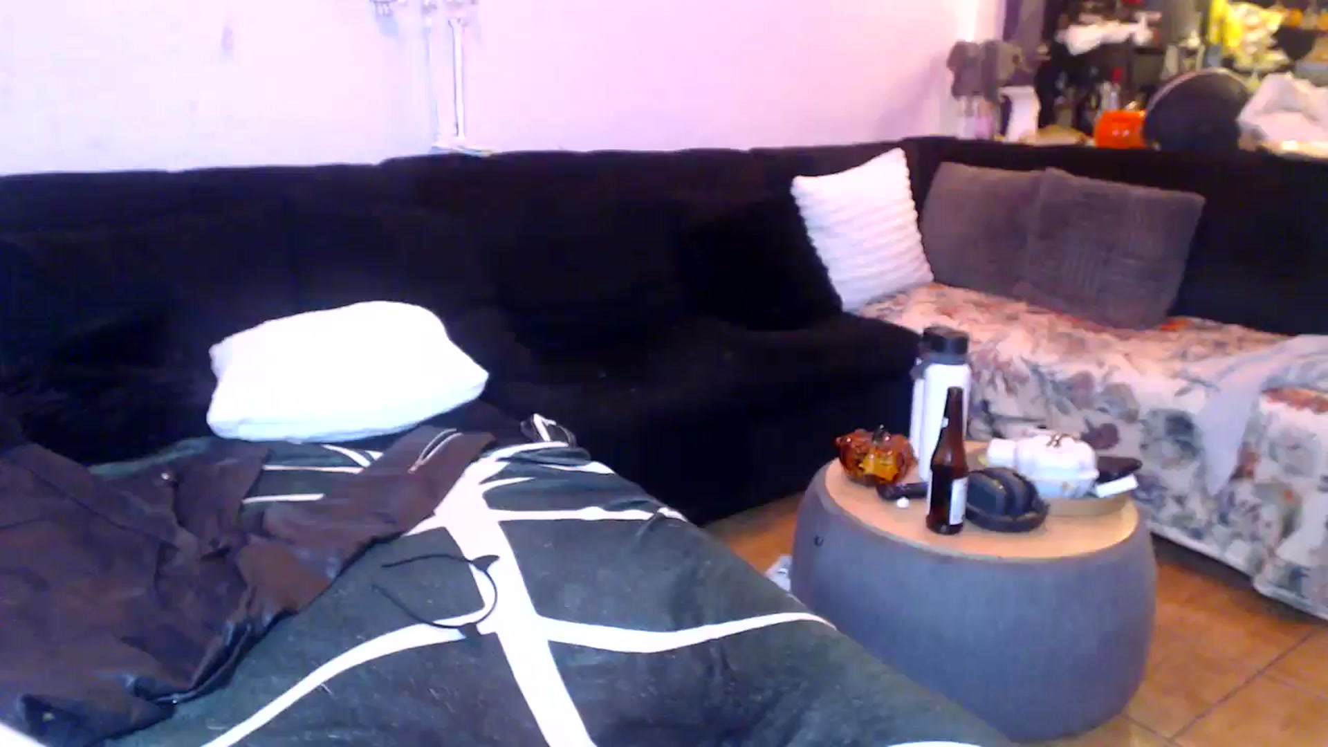 Gallery image thumbnail from AxeHallow's myfreecams stream on, 06/10/2025, 04:38 image 17 of 20
