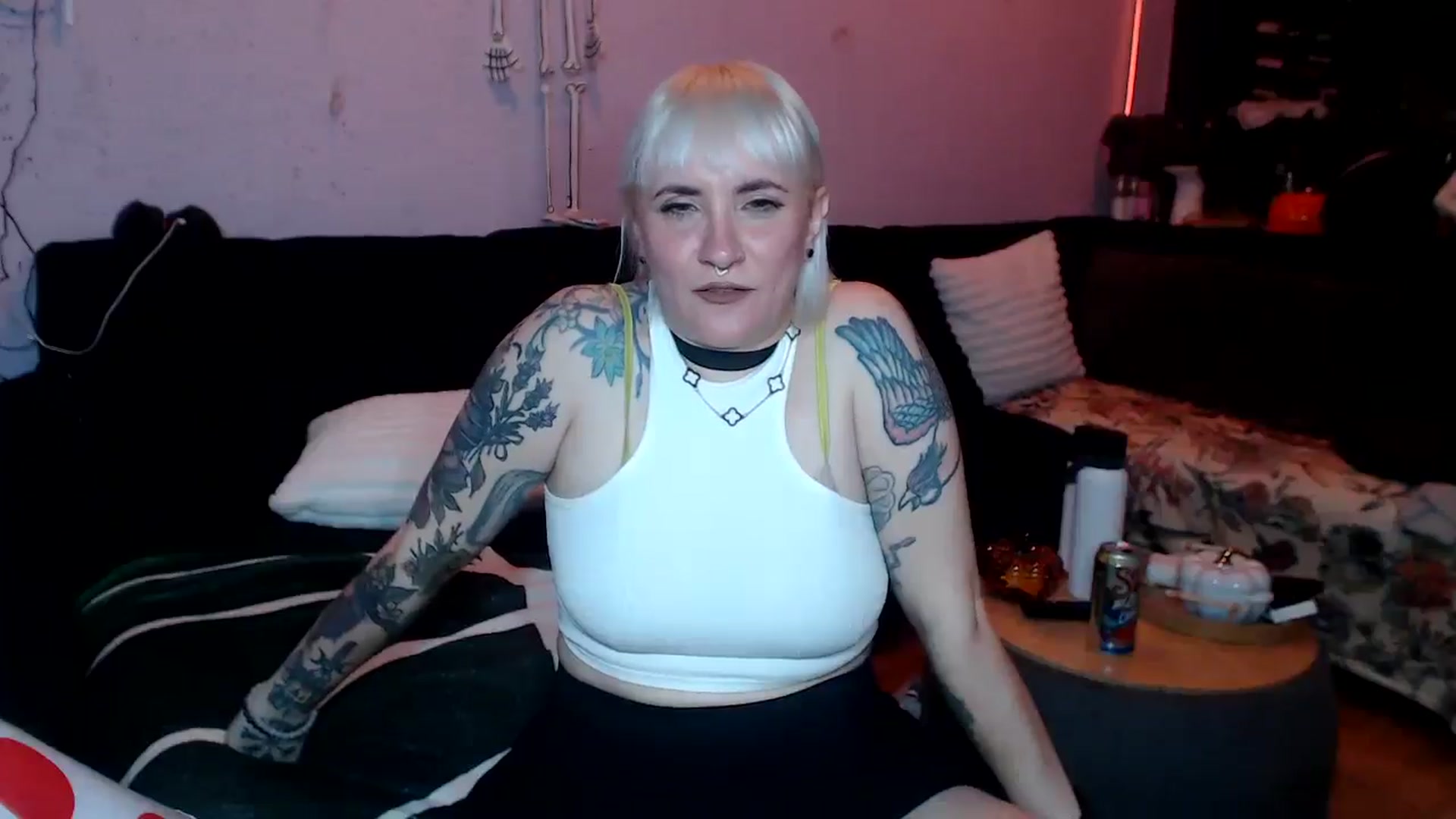 Gallery image thumbnail from AxeHallow's myfreecams stream on, 06/10/2025, 04:38 image 2 of 20