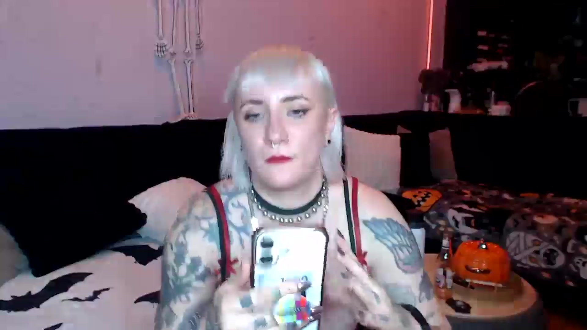Gallery image thumbnail from AxeHallow's myfreecams stream on, 06/11/2025, 23:57 image 7 of 20