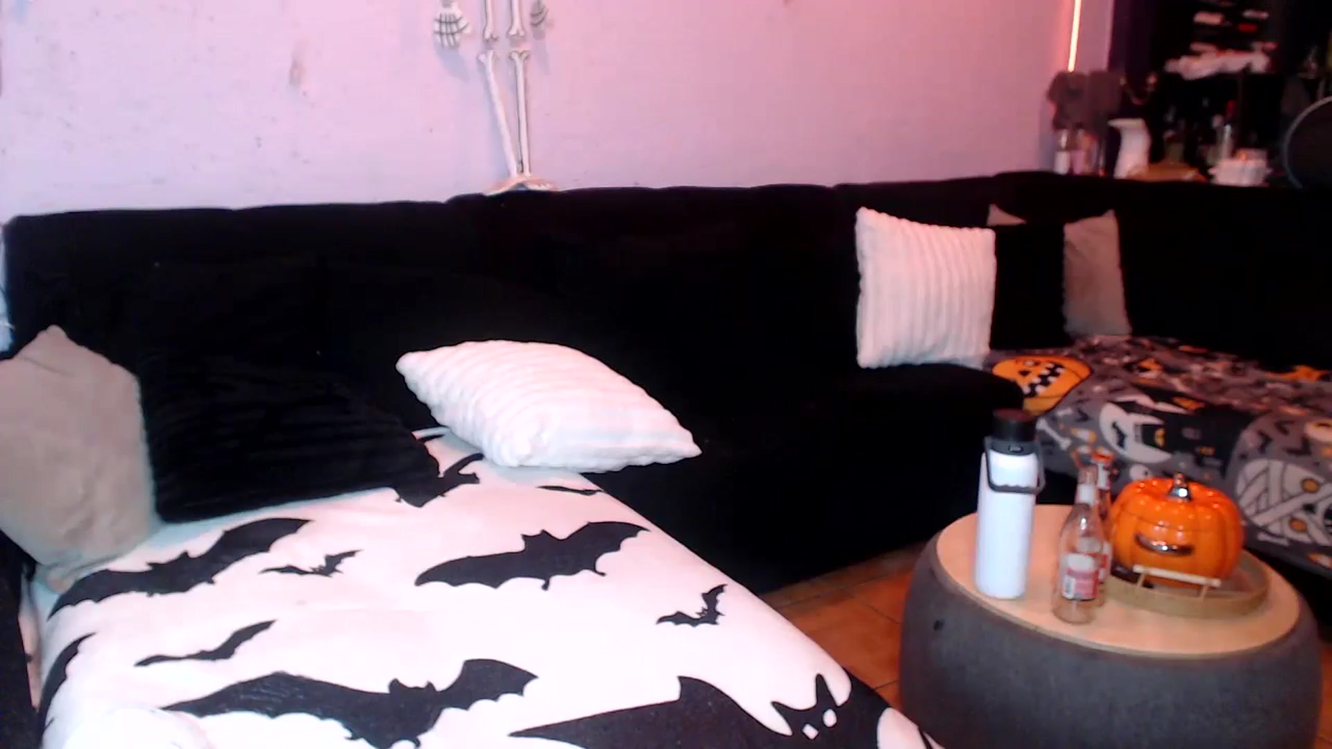 Gallery image thumbnail from AxeHallow's myfreecams stream on, 06/12/2025, 06:00 image 15 of 20