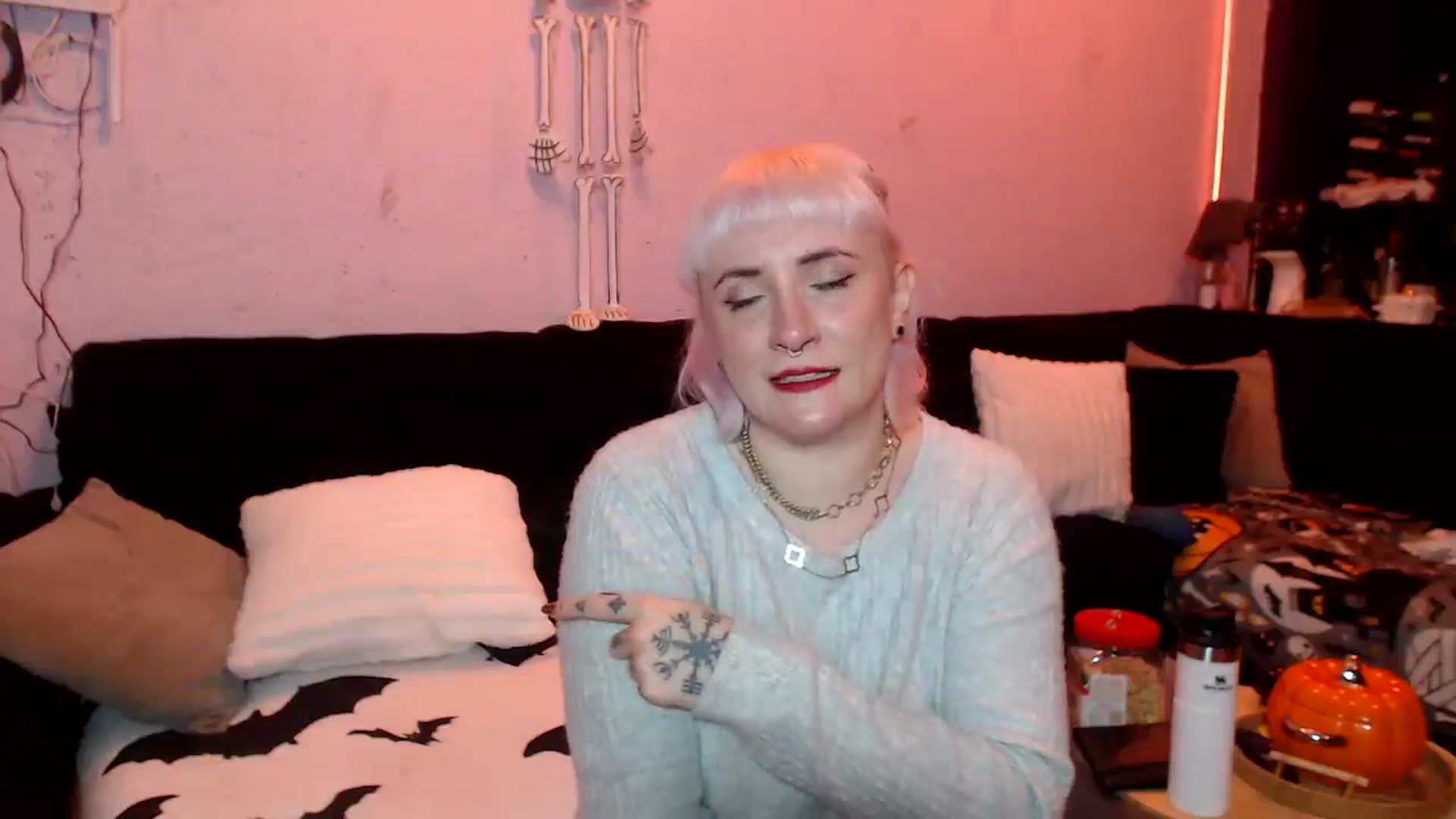 Gallery image thumbnail from AxeHallow's myfreecams stream on, 06/15/2025, 01:55 image 15 of 20