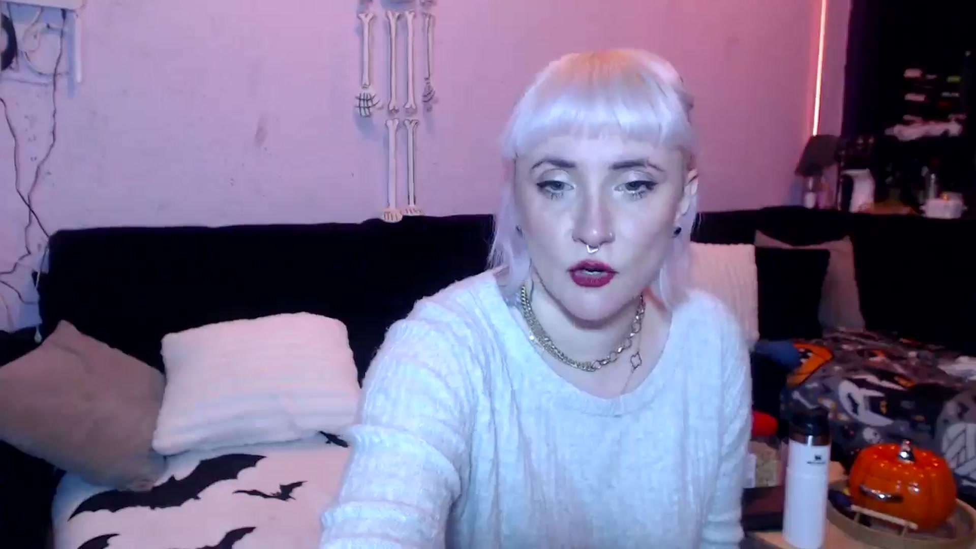 Gallery image thumbnail from AxeHallow's myfreecams stream on, 06/15/2025, 01:55 image 19 of 20