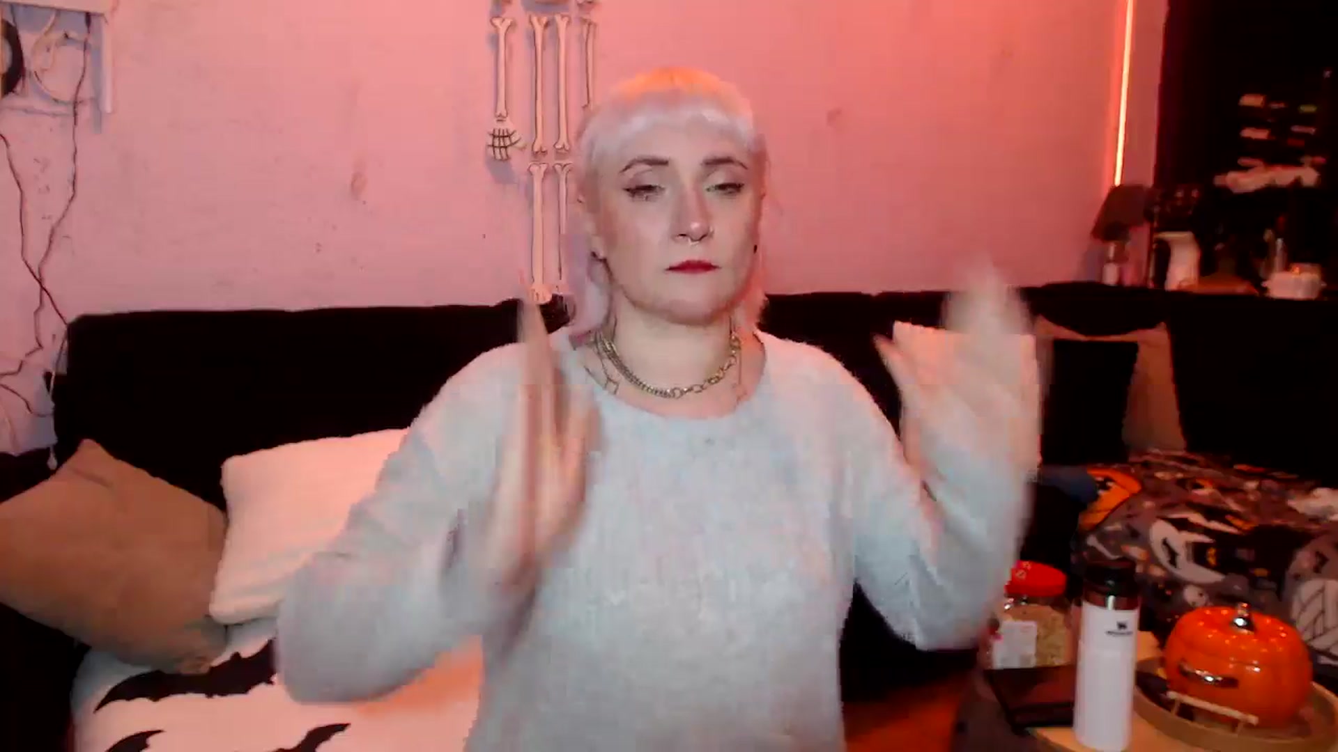 Gallery image thumbnail from AxeHallow's myfreecams stream on, 06/15/2025, 01:55 image 13 of 20