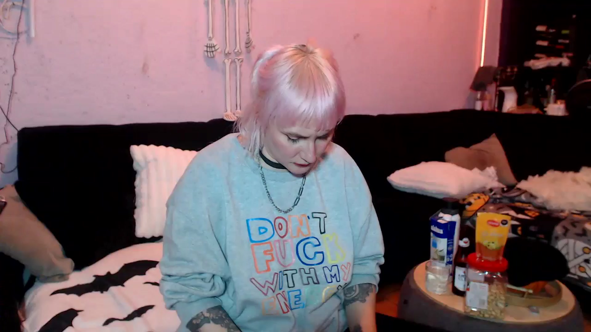 Gallery image thumbnail from AxeHallow's myfreecams stream on, 06/18/2025, 07:38 image 3 of 20