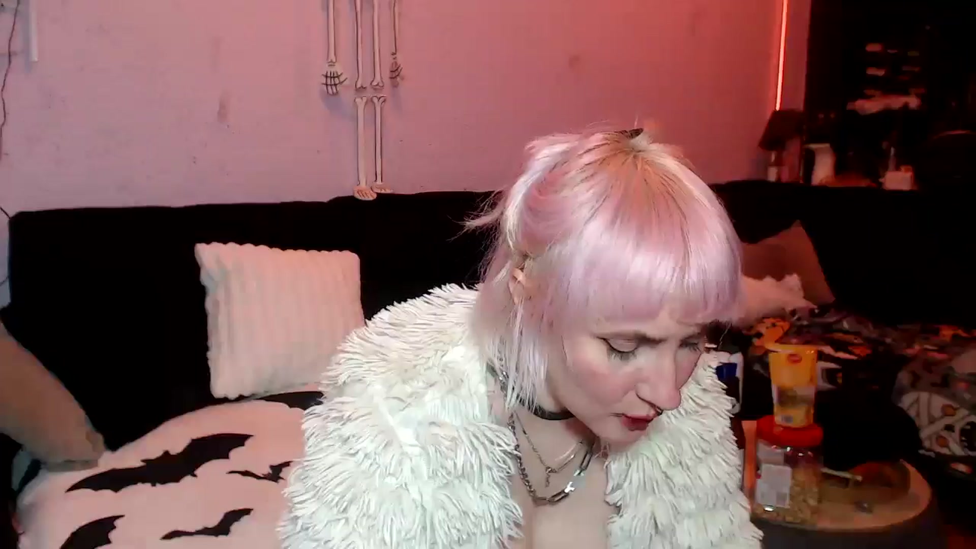Gallery image thumbnail from AxeHallow's myfreecams stream on, 06/18/2025, 07:38 image 19 of 20