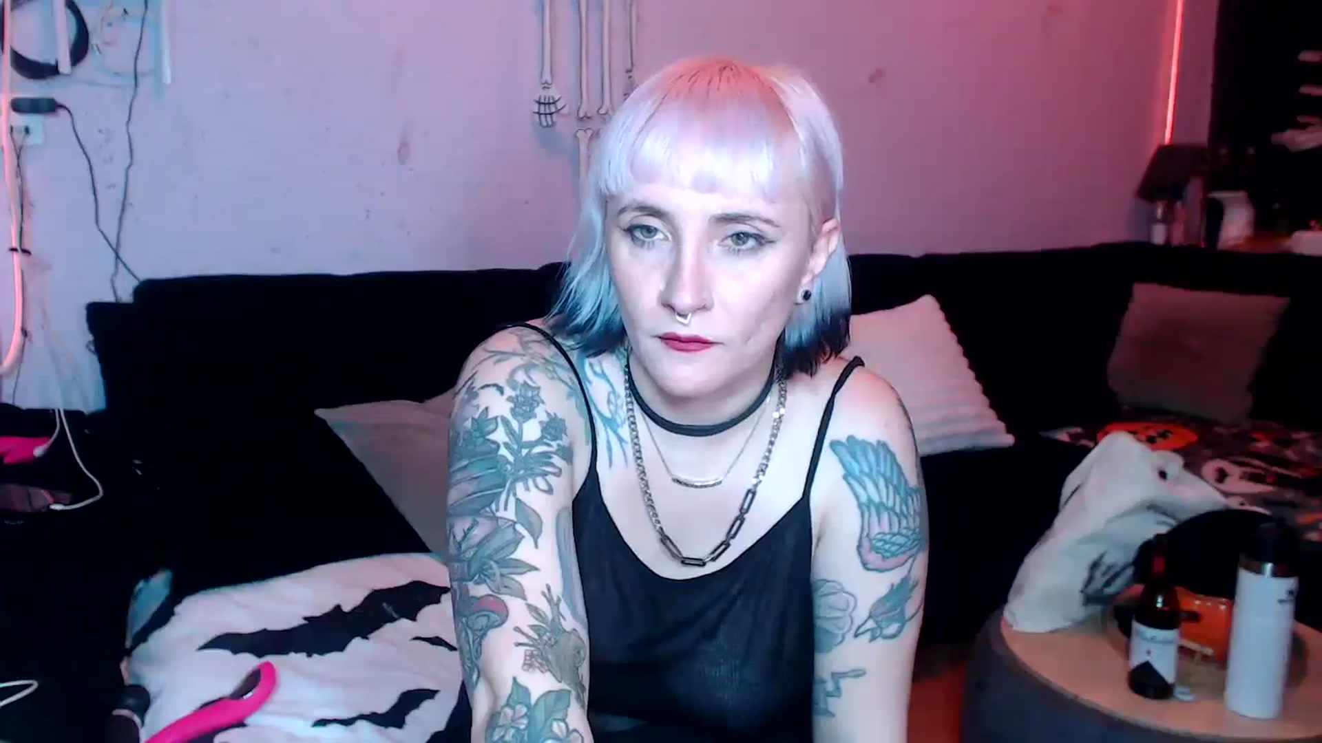 Gallery image thumbnail from AxeHallow's myfreecams stream on, 06/20/2025, 06:51 image 16 of 20