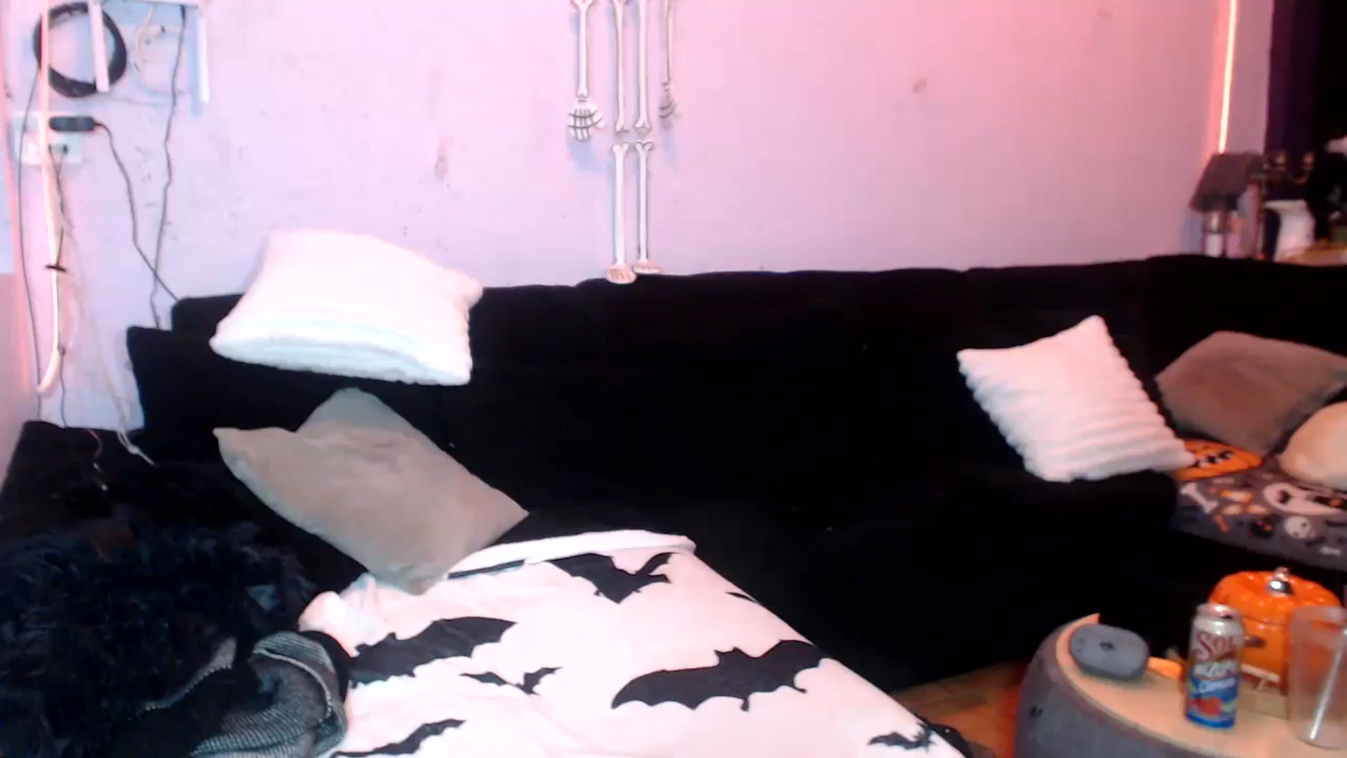 Gallery image thumbnail from AxeHallow's myfreecams stream on, 06/21/2025, 23:13 image 15 of 20