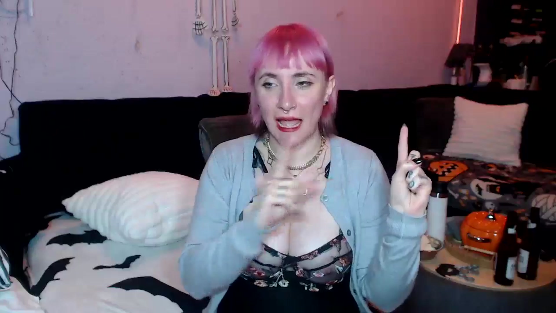 Gallery image thumbnail from AxeHallow's myfreecams stream on, 06/27/2025, 12:48 image 11 of 20