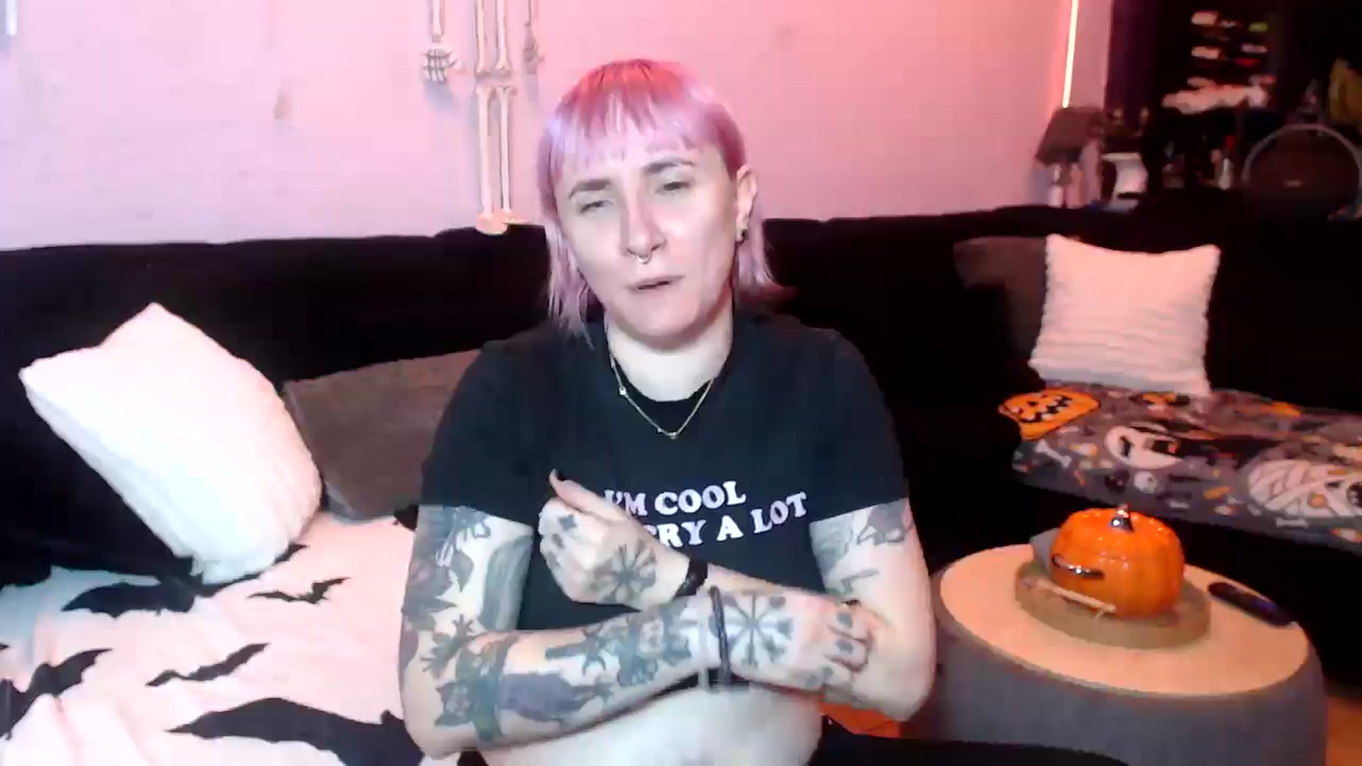 Gallery image thumbnail from AxeHallow's myfreecams stream on, 07/02/2025, 24:40 image 18 of 20