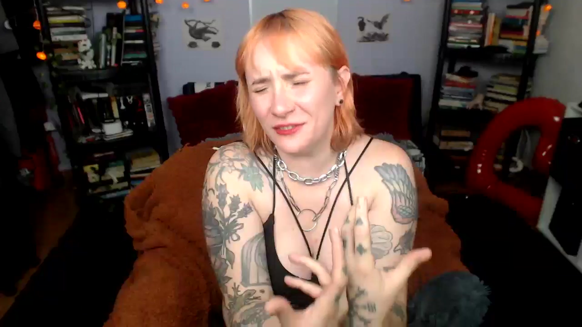 Gallery image thumbnail from AxeHallow's myfreecams stream on, 08/13/2025, 07:17 image 11 of 20