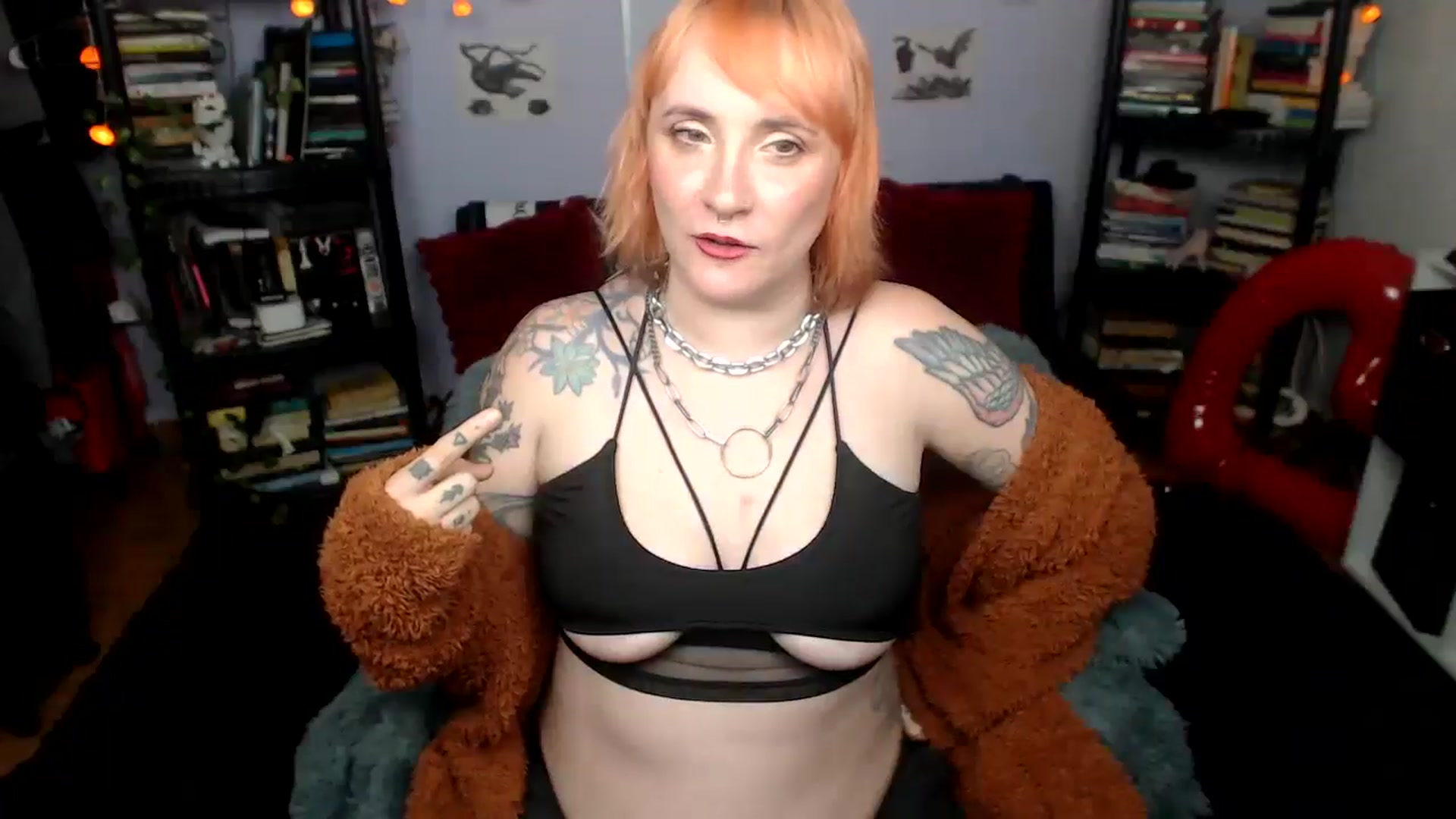 Gallery image thumbnail from AxeHallow's myfreecams stream on, 08/13/2025, 07:17 image 2 of 20