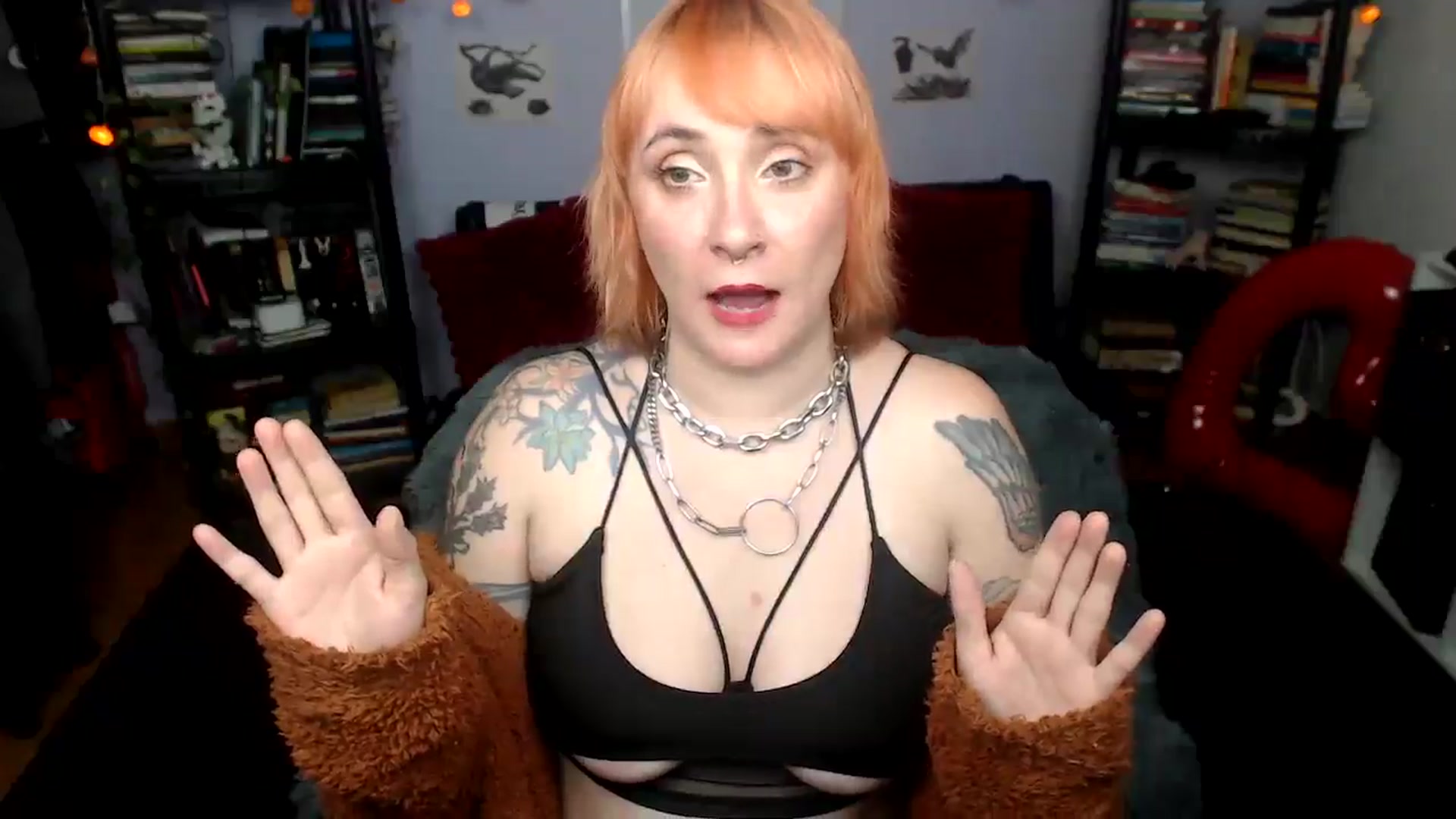 Gallery image thumbnail from AxeHallow's myfreecams stream on, 08/13/2025, 07:17 image 4 of 20