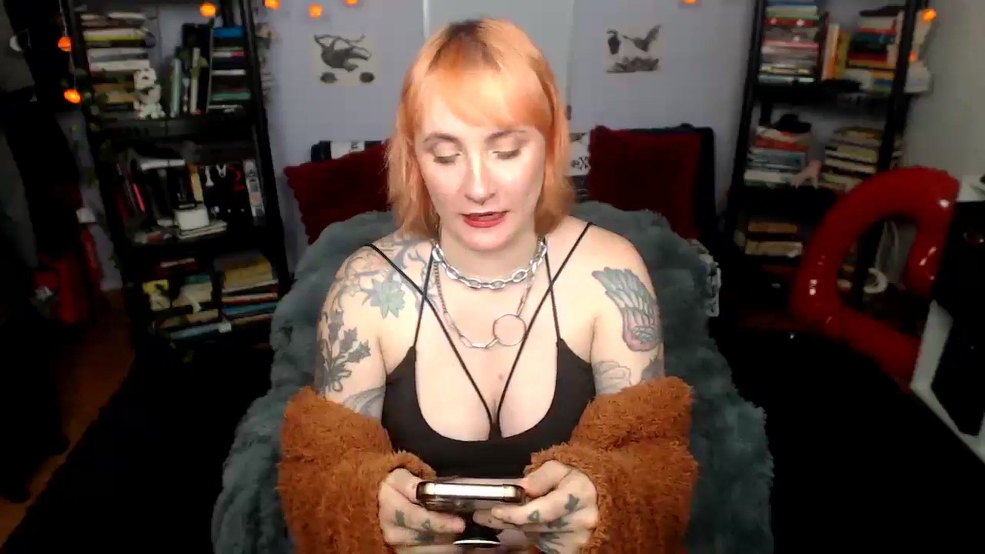 Gallery image thumbnail from AxeHallow's myfreecams stream on, 08/13/2025, 07:17 image 6 of 20