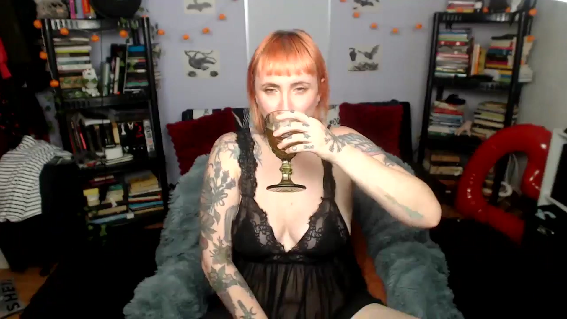 Gallery image thumbnail from AxeHallow's myfreecams stream on, 08/20/2025, 24:03 image 19 of 20