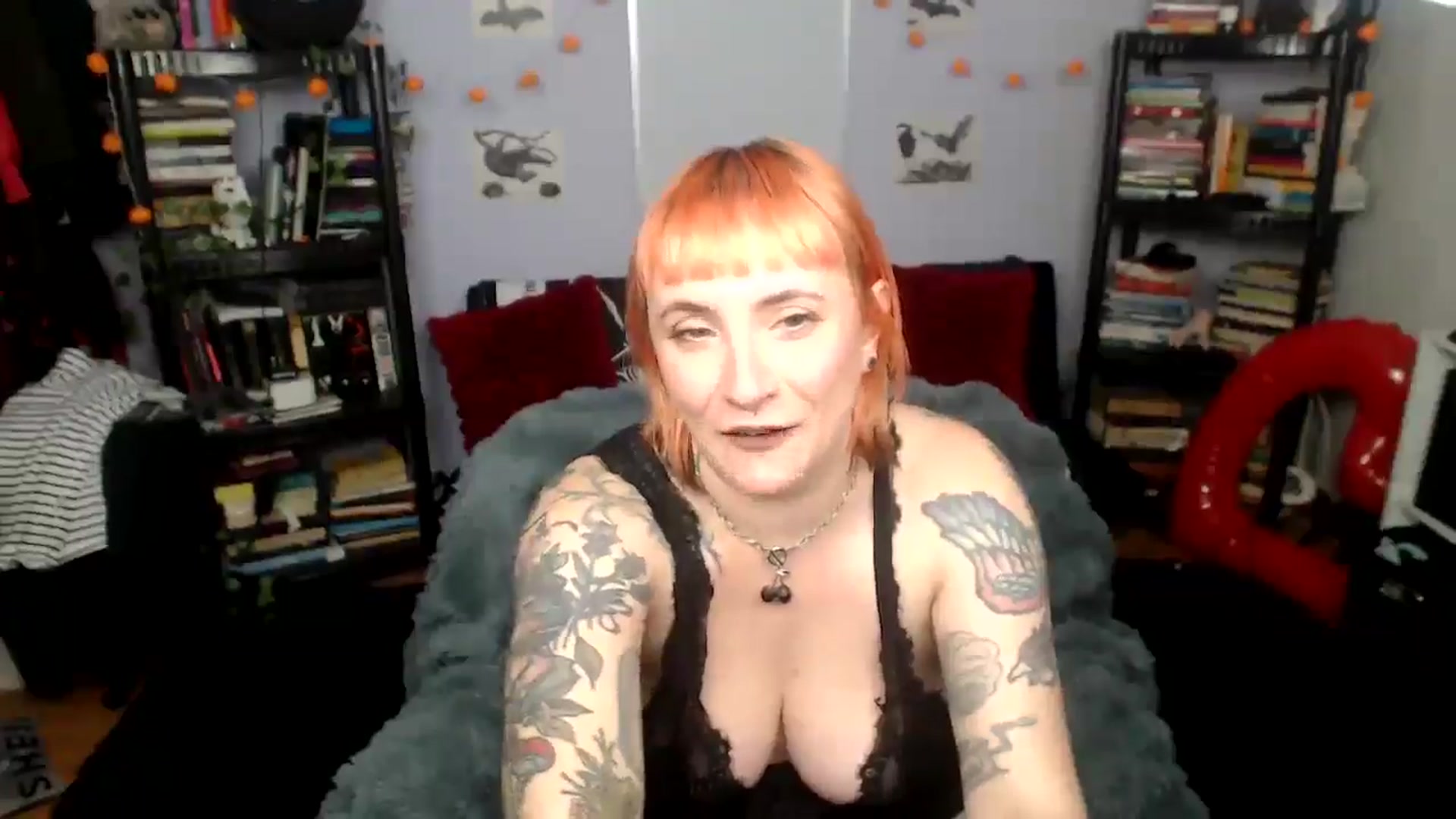 Gallery image thumbnail from AxeHallow's myfreecams stream on, 08/20/2025, 24:03 image 17 of 20