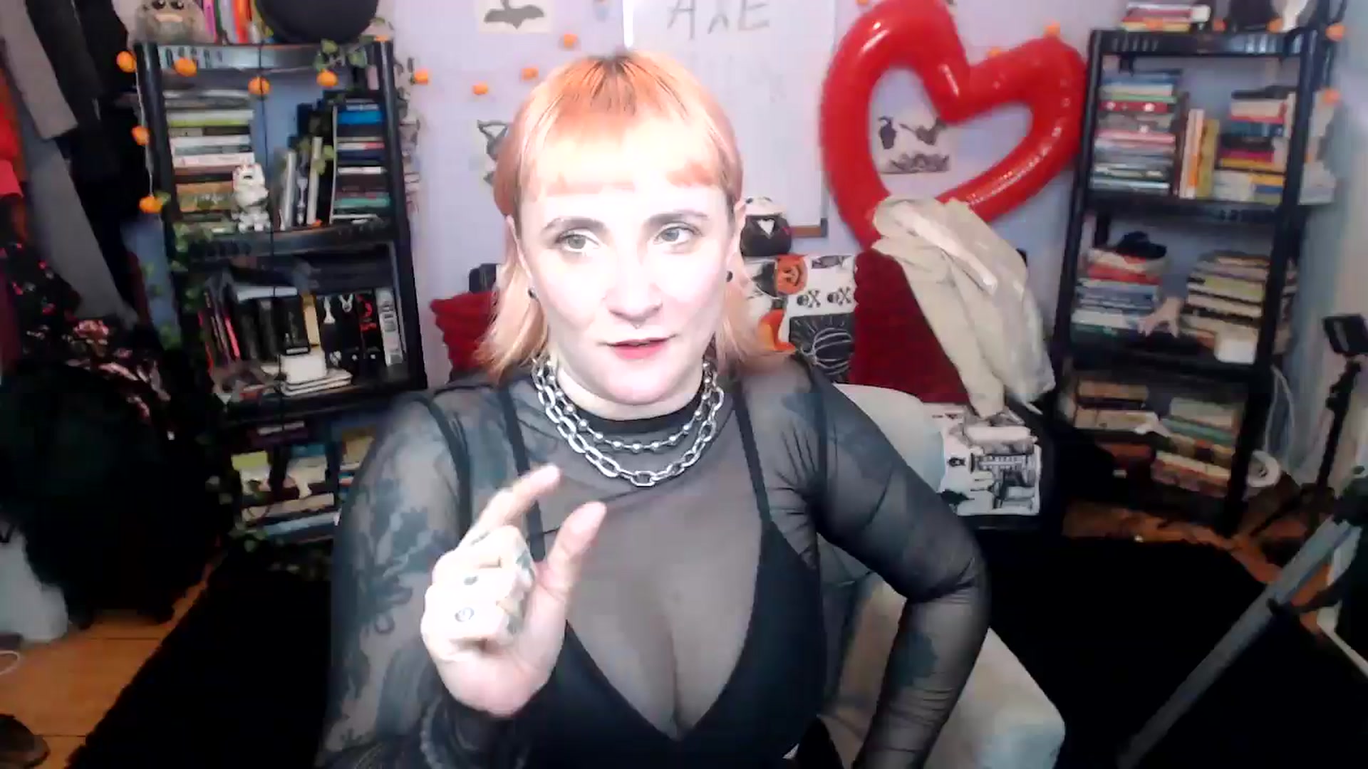 Gallery image thumbnail from AxeHallow's myfreecams stream on, 08/21/2025, 21:36 image 1 of 20