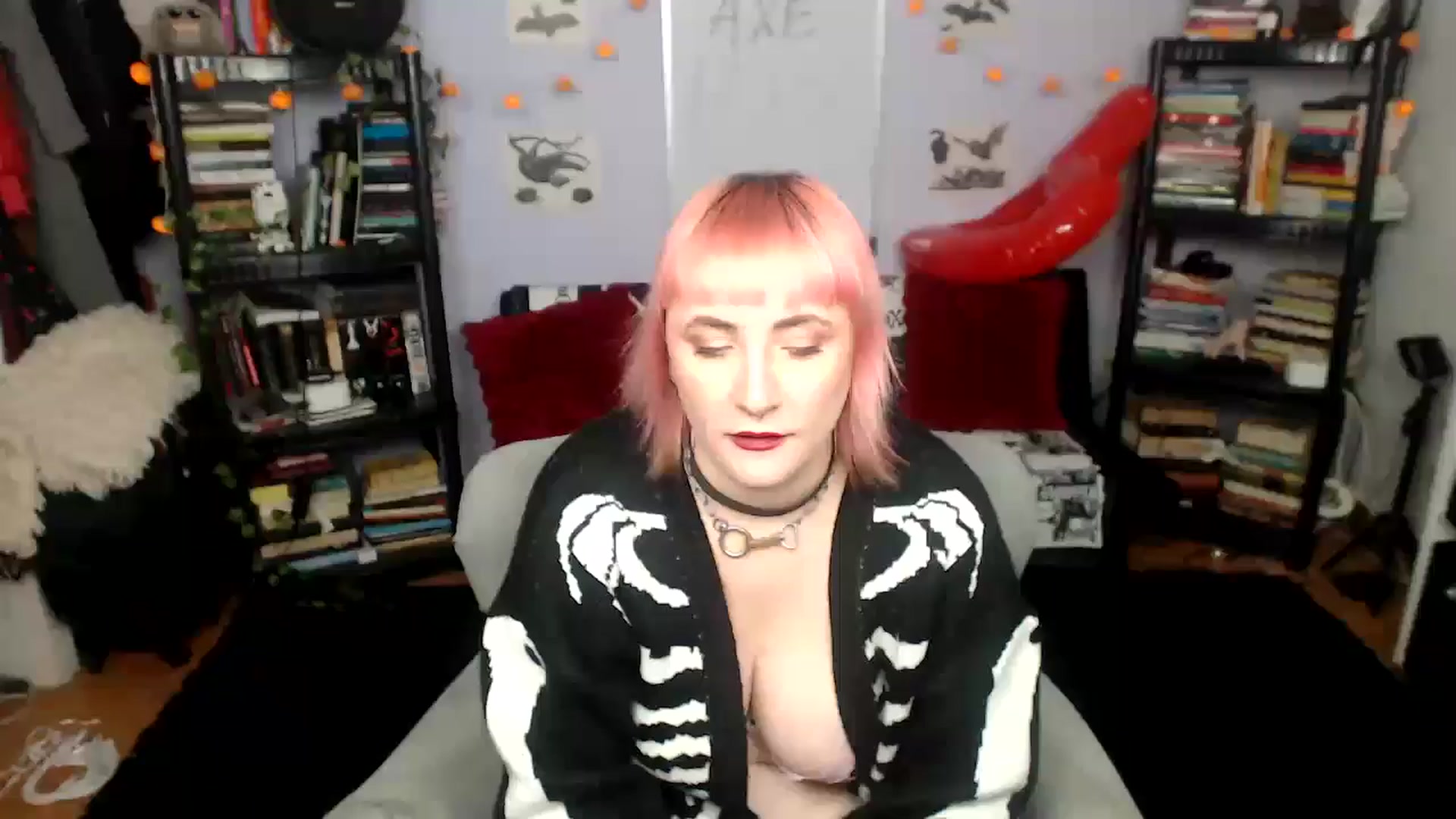 Gallery image thumbnail from AxeHallow's myfreecams stream on, 08/28/2025, 21:34 image 17 of 20