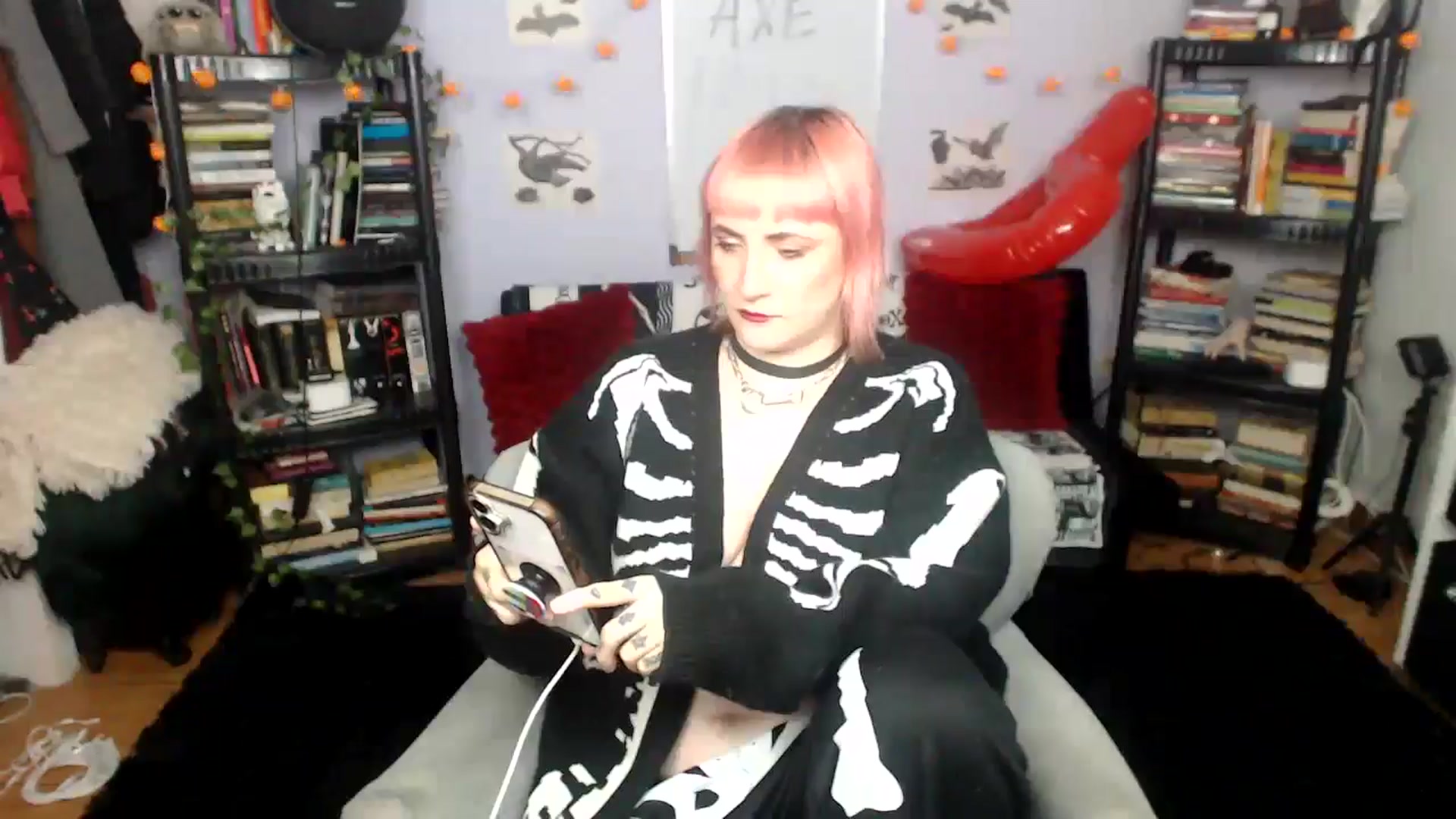 Gallery image thumbnail from AxeHallow's myfreecams stream on, 08/28/2025, 21:34 image 7 of 20
