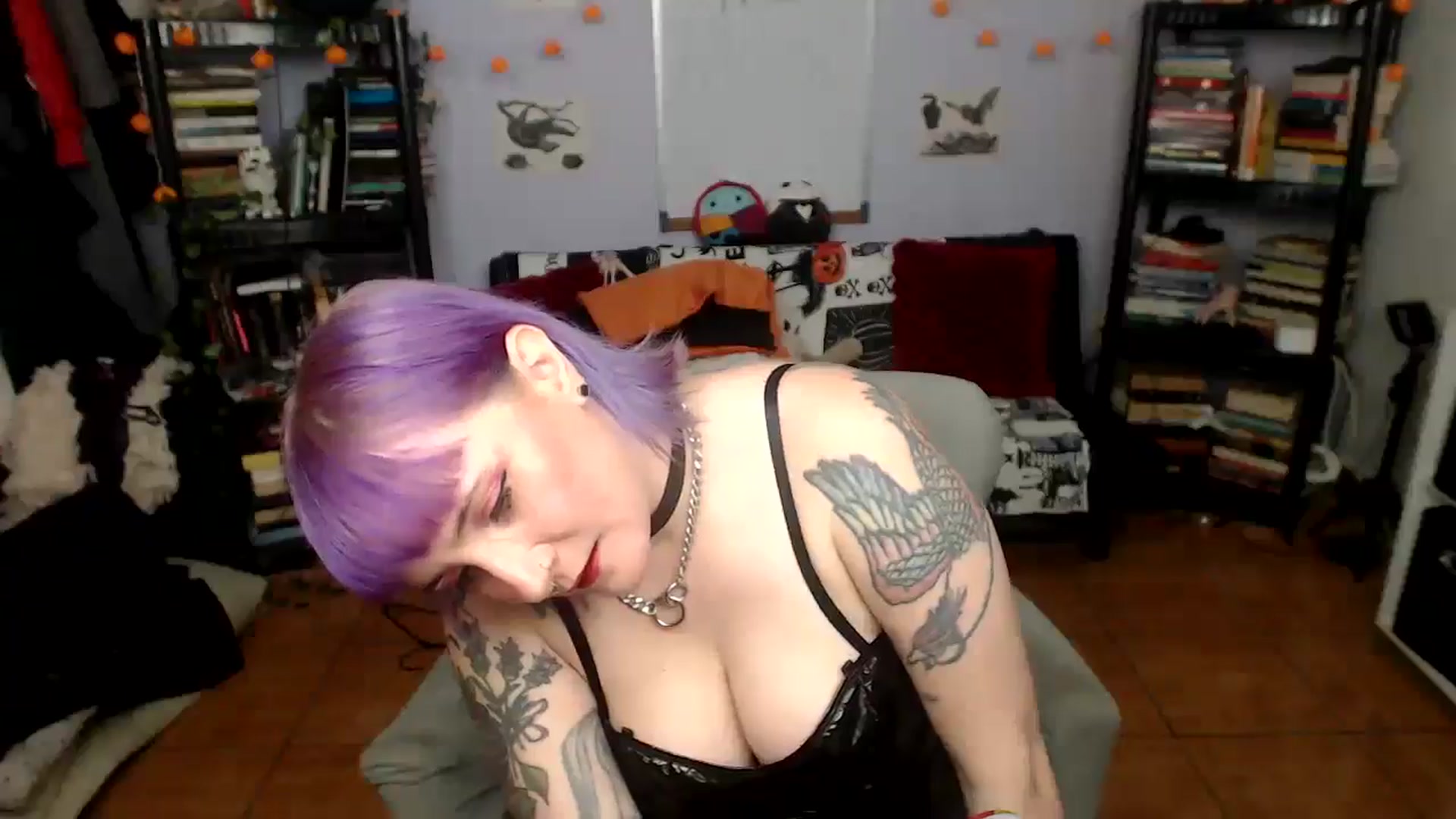 Gallery image thumbnail from AxeHallow's myfreecams stream on, 09/17/2025, 24:42 image 8 of 20