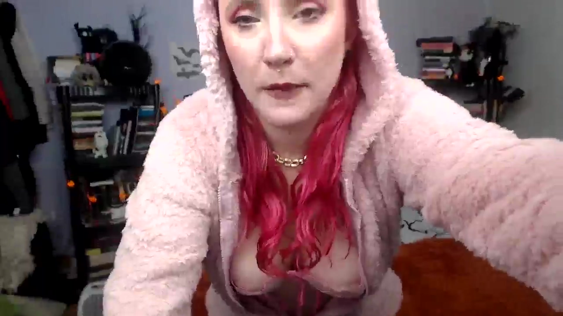 Gallery image thumbnail from AxeHallow's myfreecams stream on, 09/26/2025, 20:33 image 14 of 20