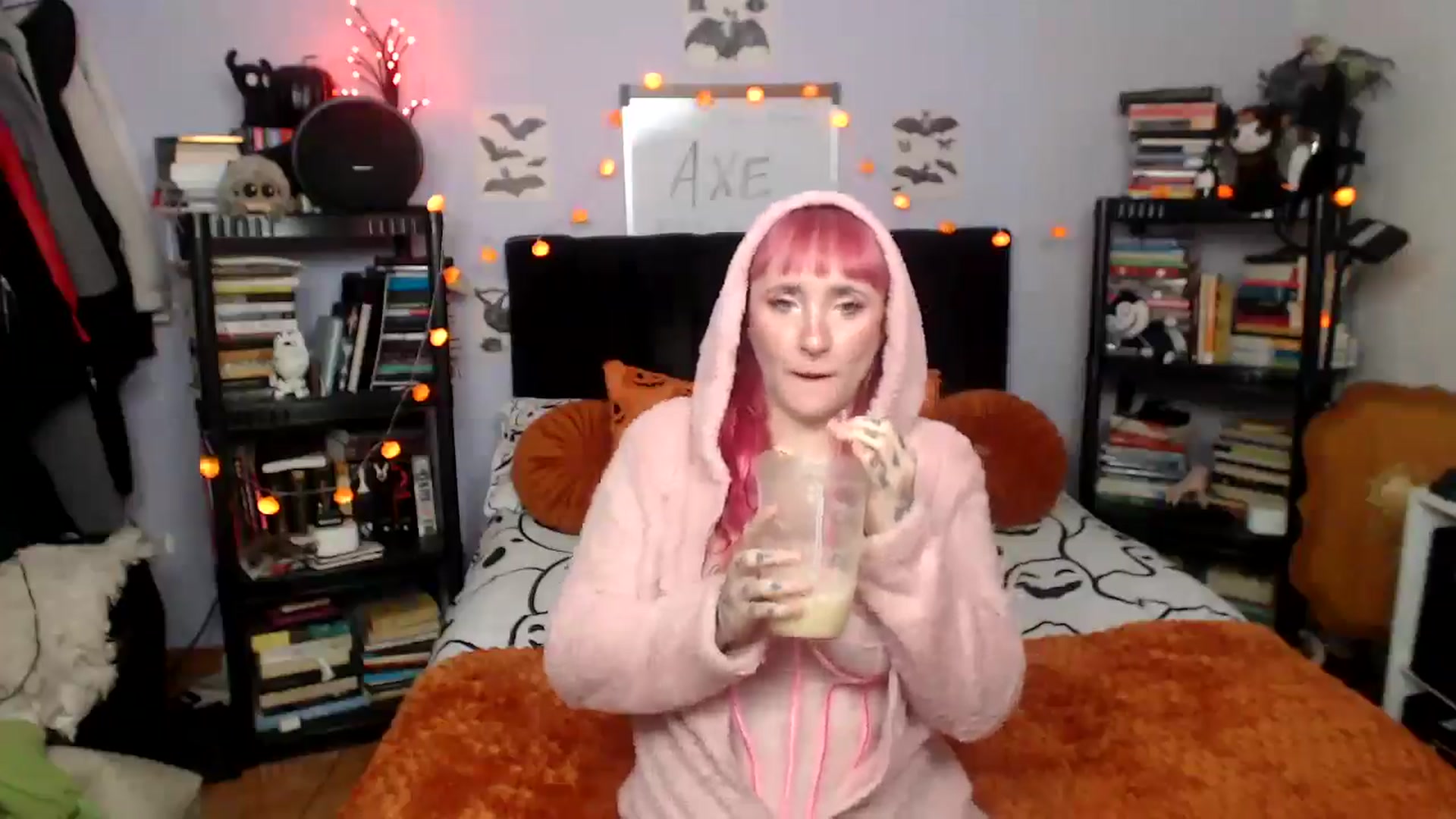 Gallery image thumbnail from AxeHallow's myfreecams stream on, 09/26/2025, 20:33 image 9 of 20