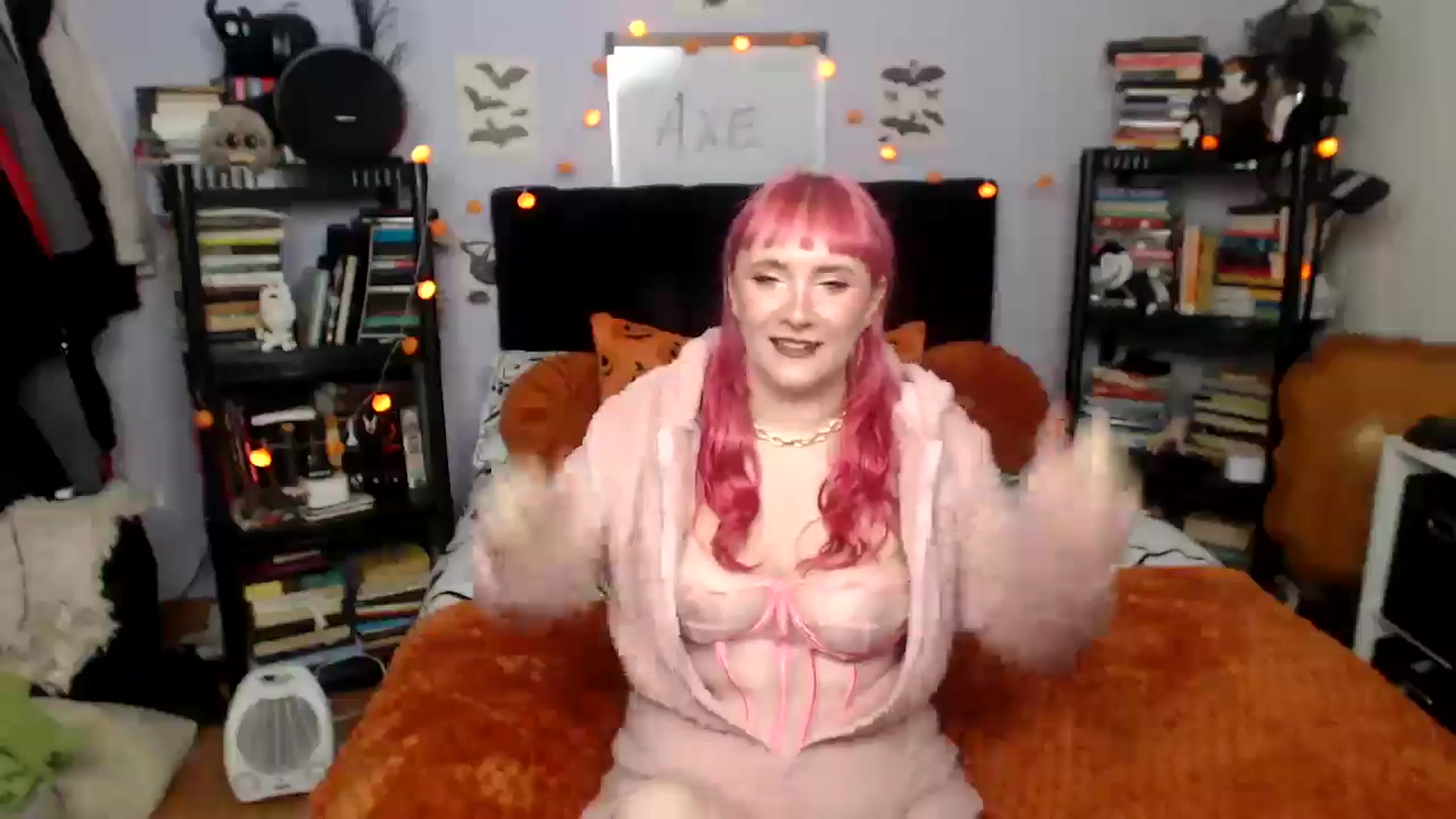 Gallery image thumbnail from AxeHallow's myfreecams stream on, 09/26/2025, 20:33 image 19 of 20