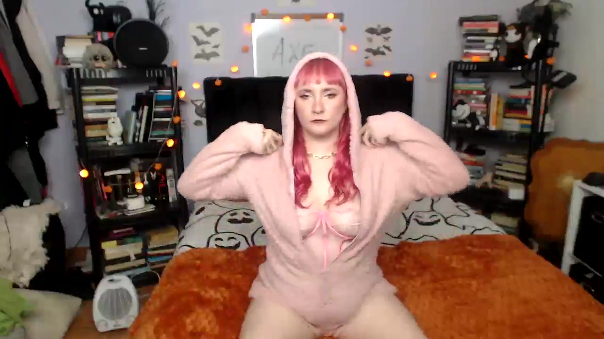 Gallery image thumbnail from AxeHallow's myfreecams stream on, 09/26/2025, 20:33 image 15 of 20