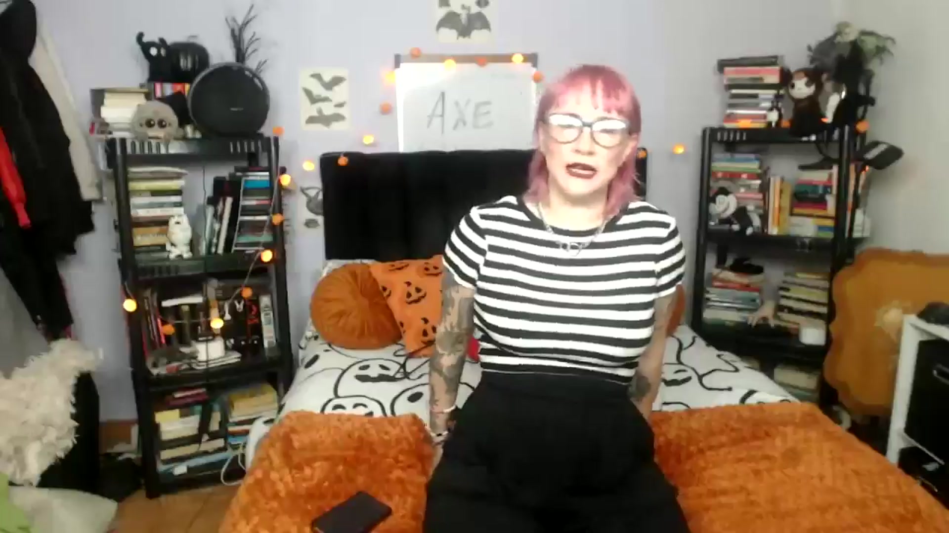 Gallery image thumbnail from AxeHallow's myfreecams stream on, 10/09/2025, 23:18 image 2 of 20