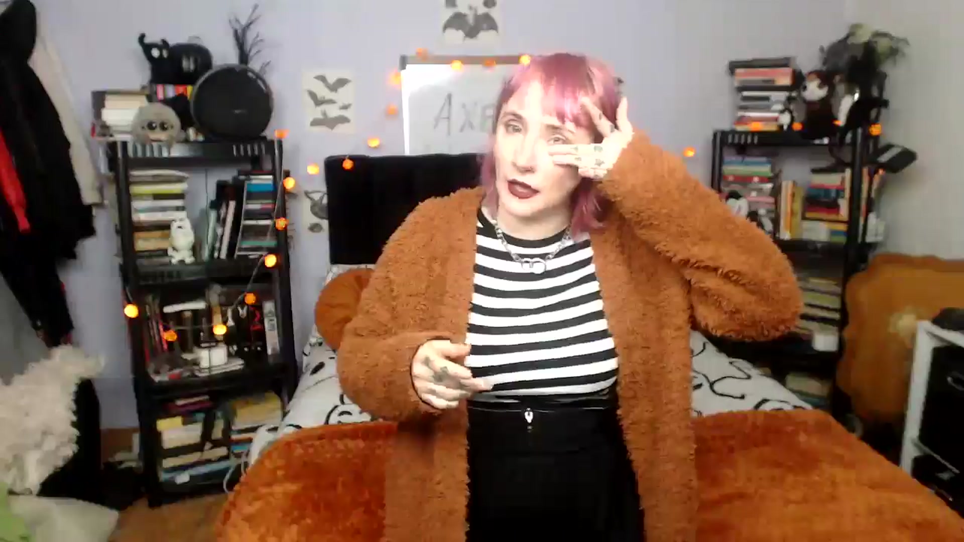 Gallery image thumbnail from AxeHallow's myfreecams stream on, 10/09/2025, 23:18 image 17 of 20